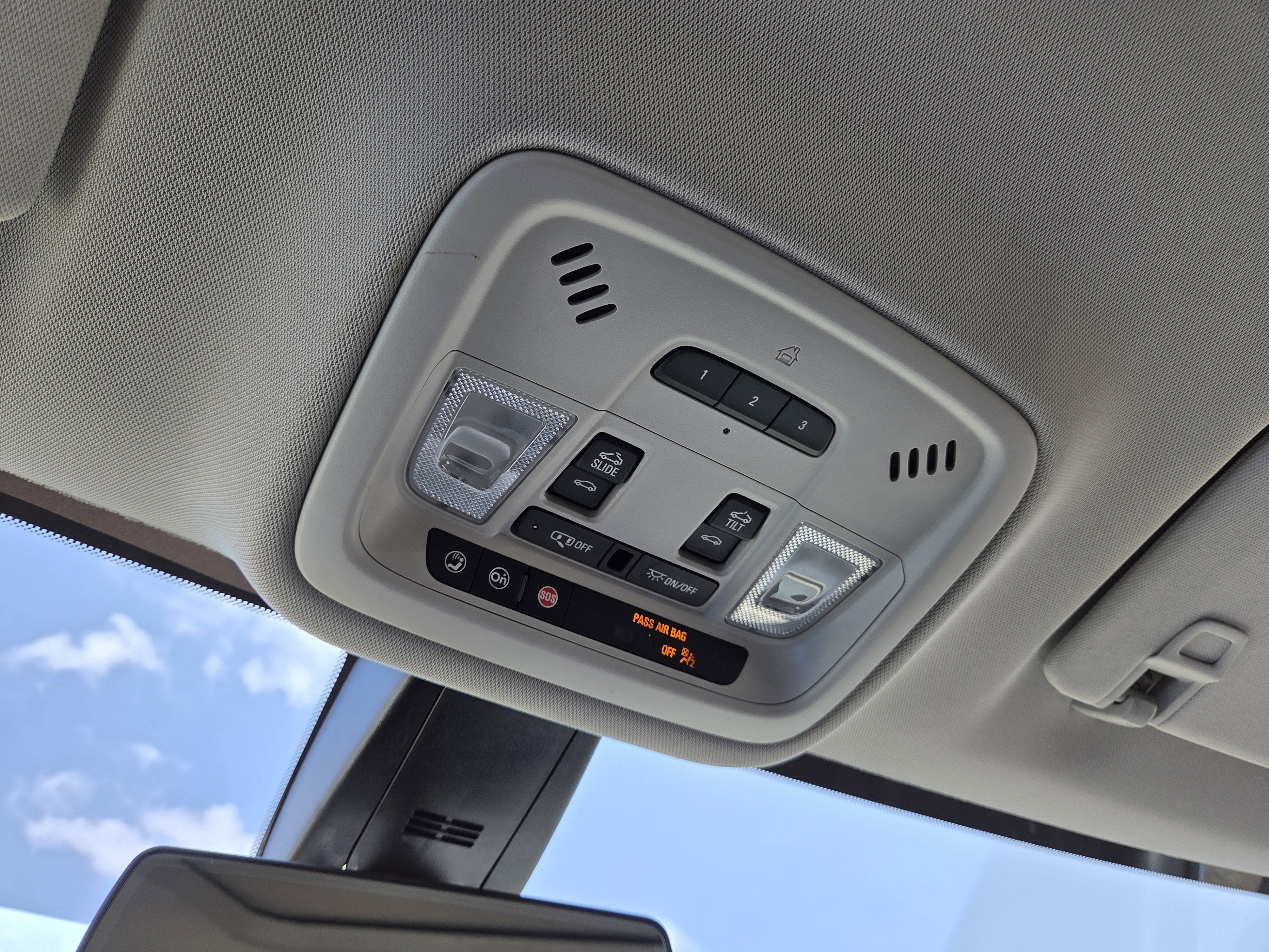 2020 Chevrolet Traverse Premier