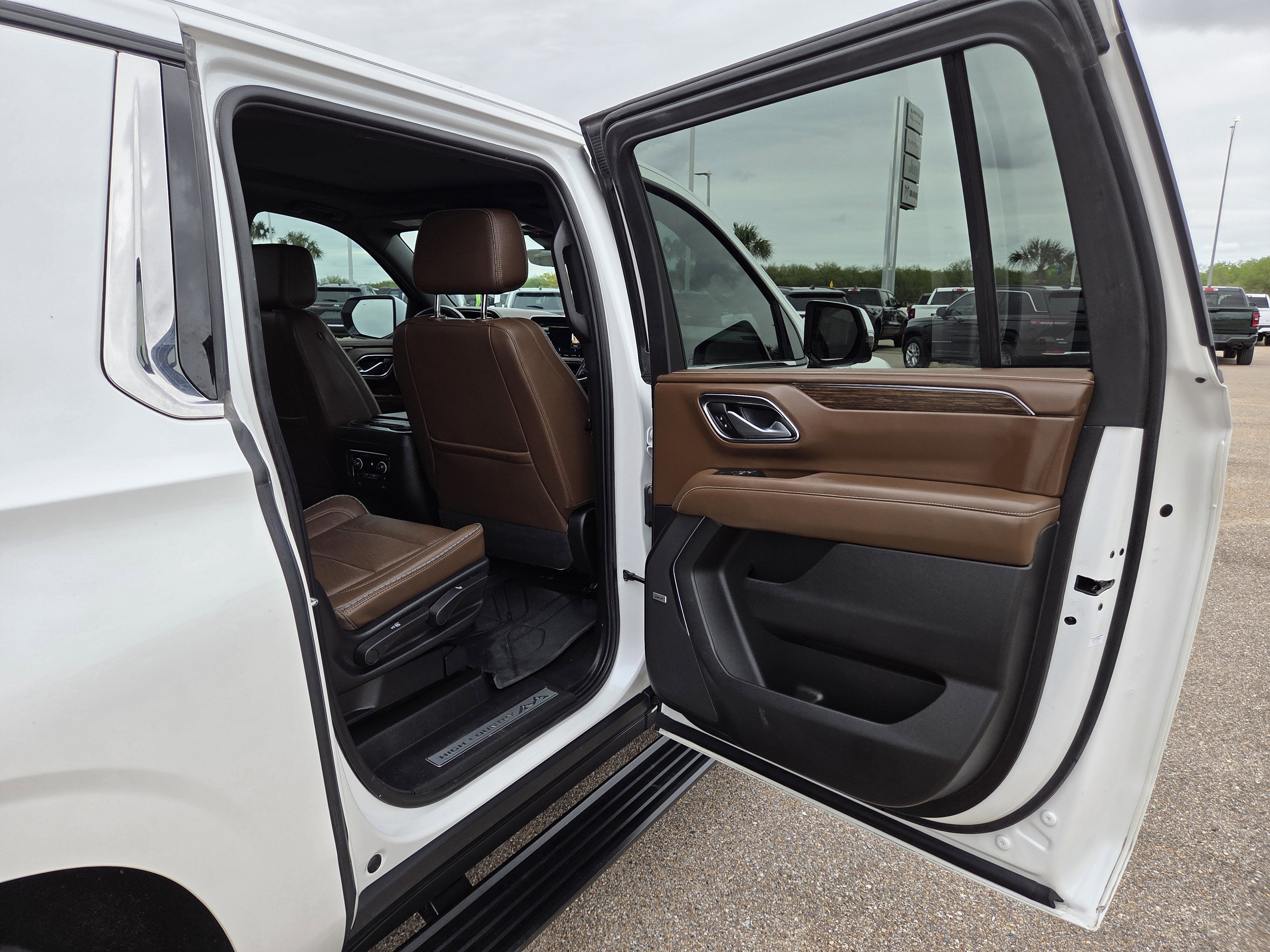 2024 Chevrolet Suburban High Country