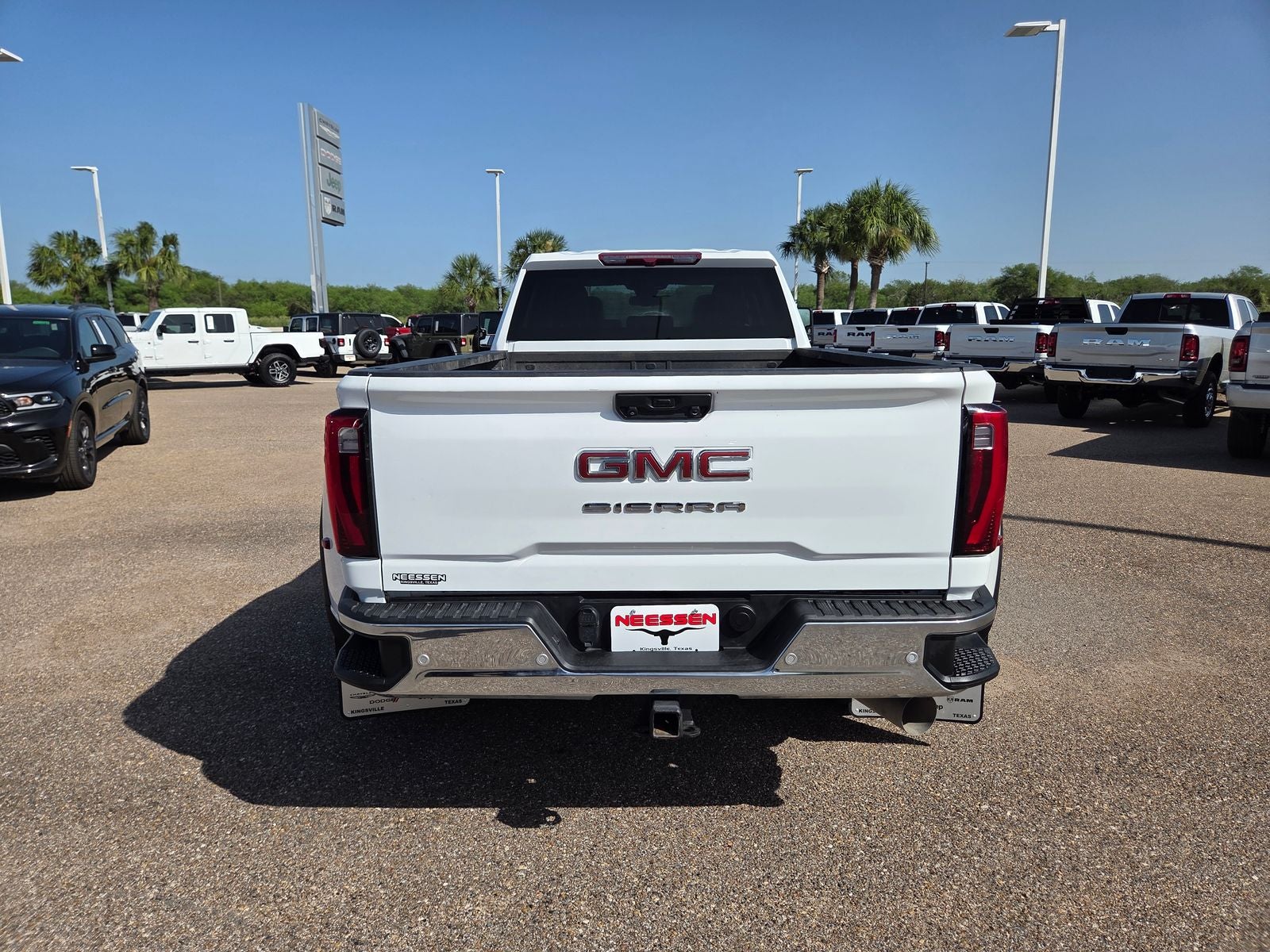 2024 GMC Sierra 3500HD Pro
