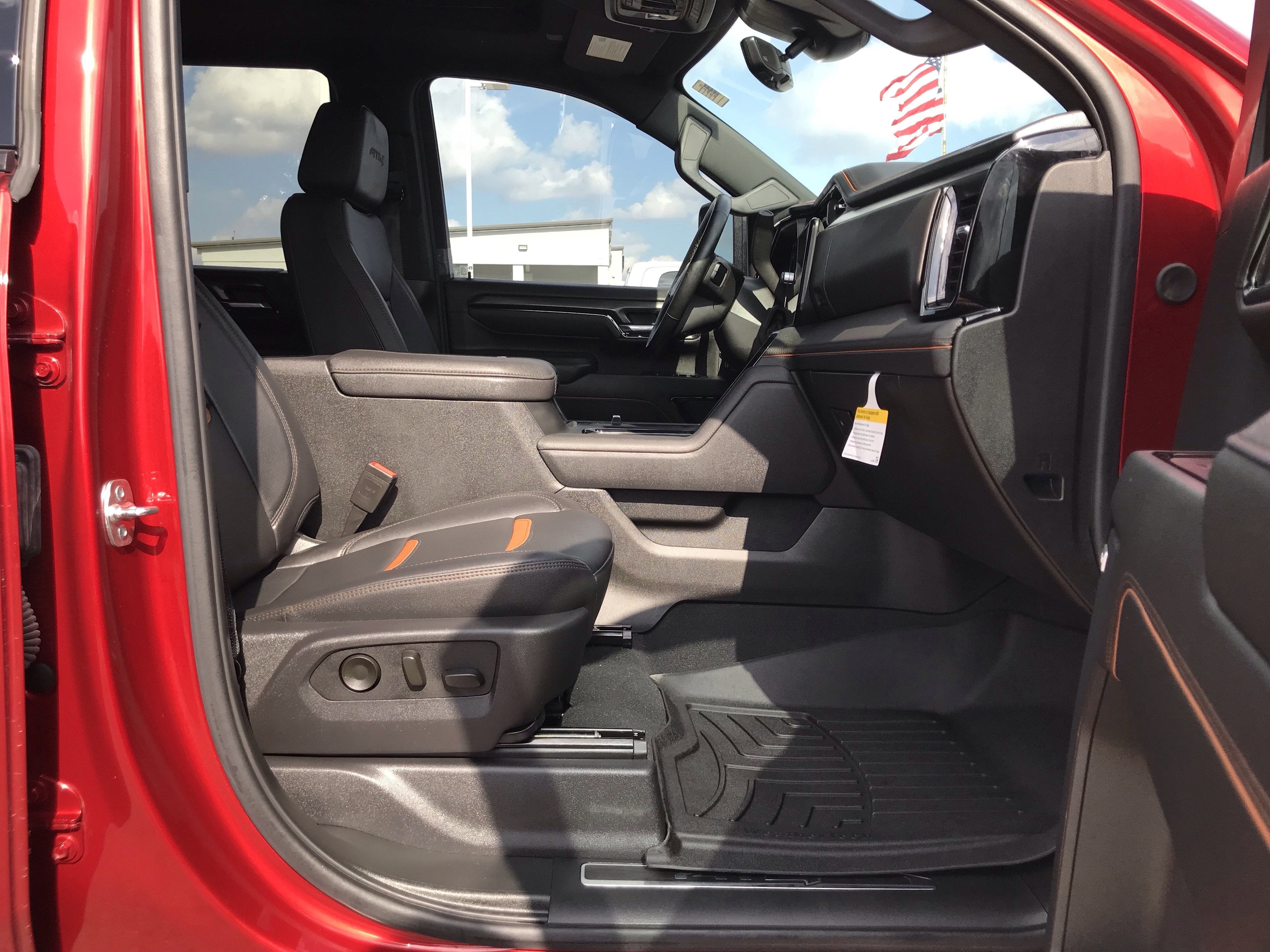 2025 GMC Sierra 2500HD AT4