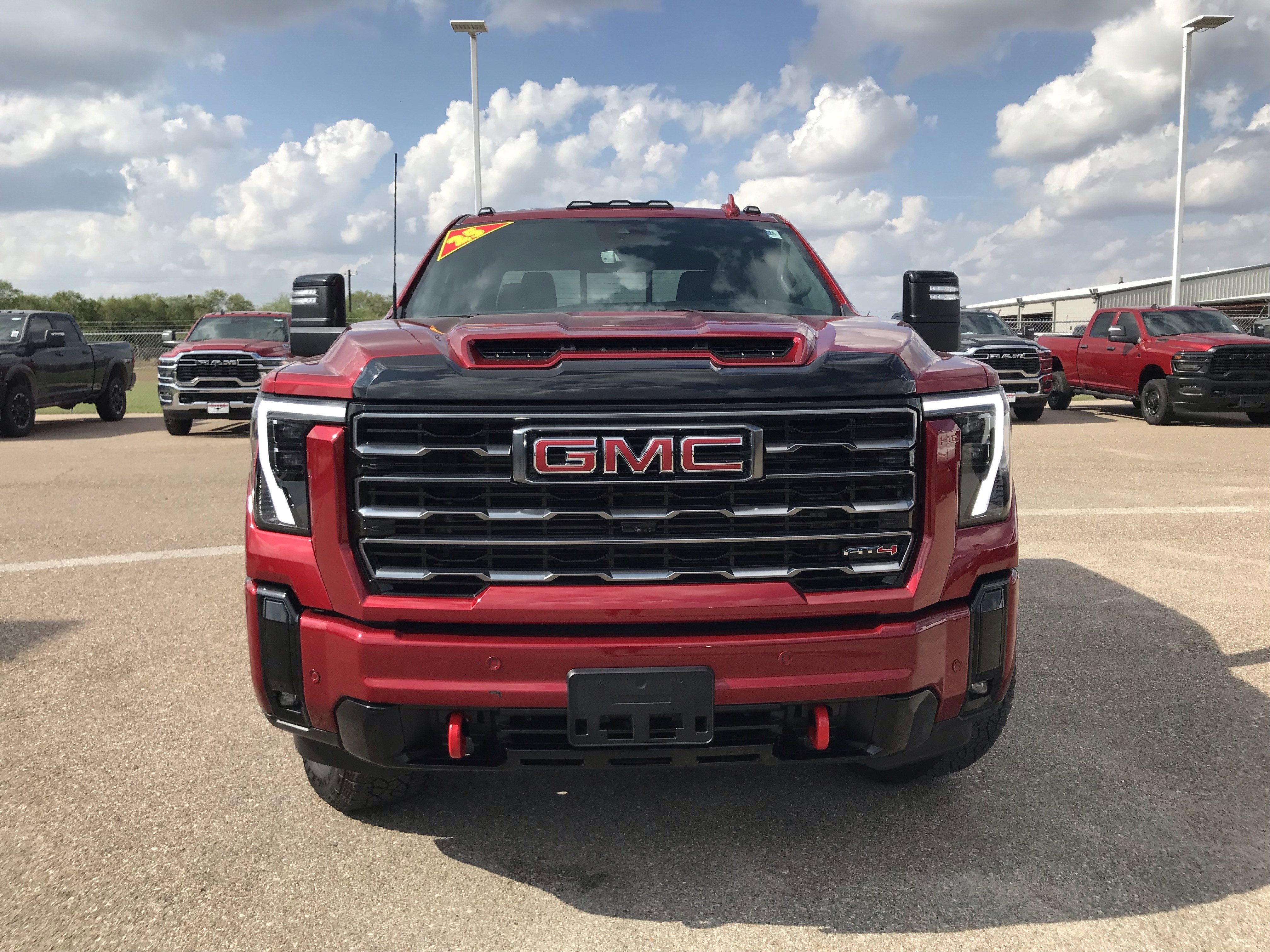2025 GMC Sierra 2500HD AT4