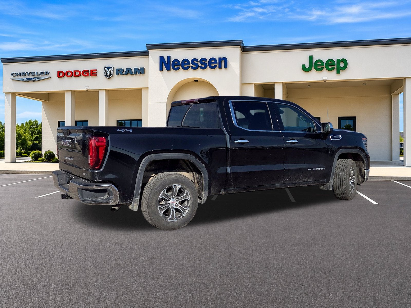 2026 GMC Sierra 1500 SLT