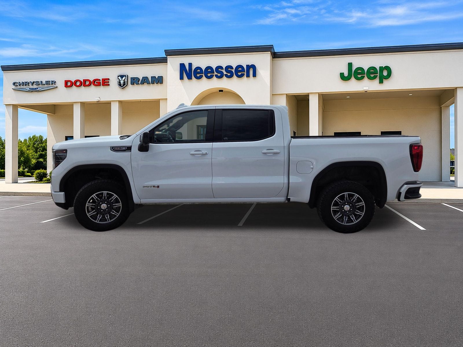 2025 GMC Sierra 1500 AT4