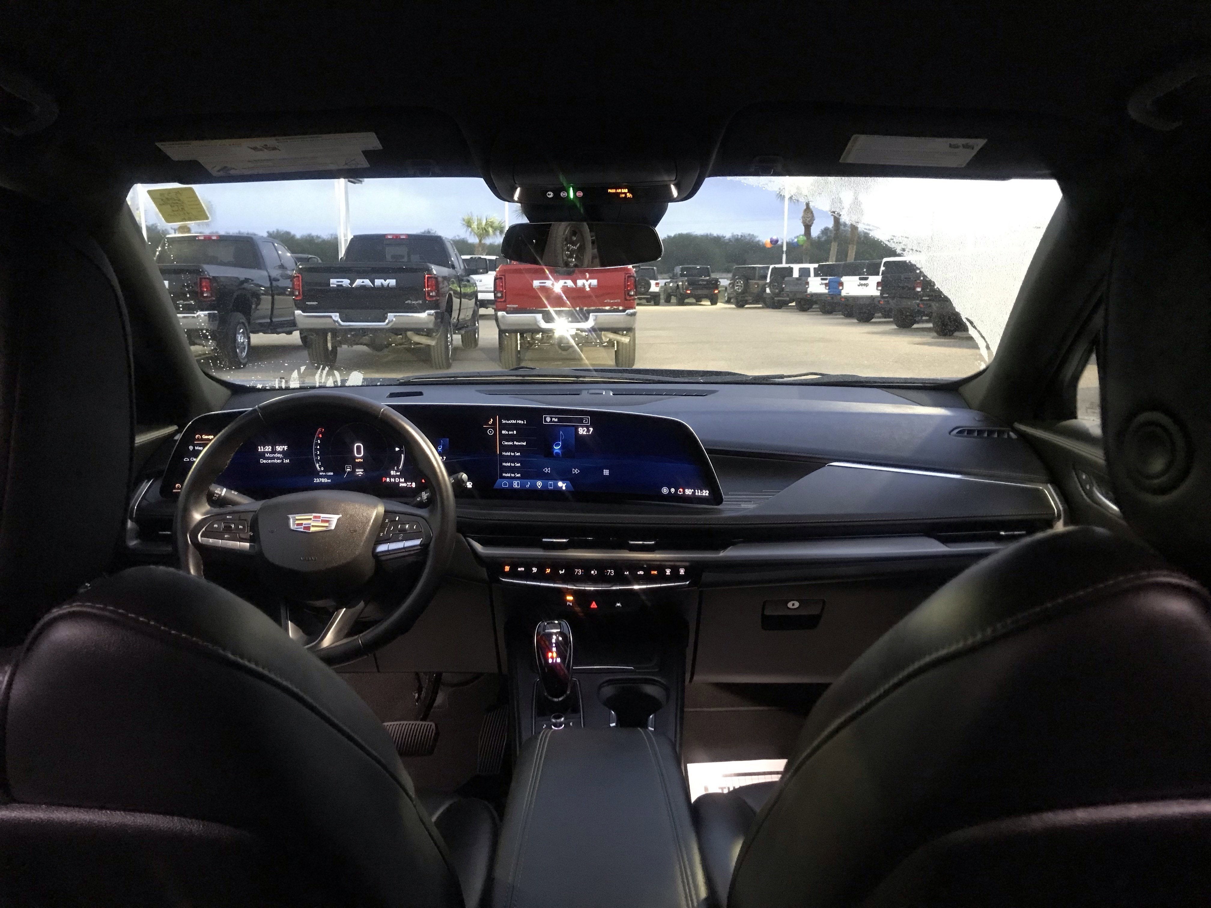 2025 Cadillac XT4 AWD Premium Luxury