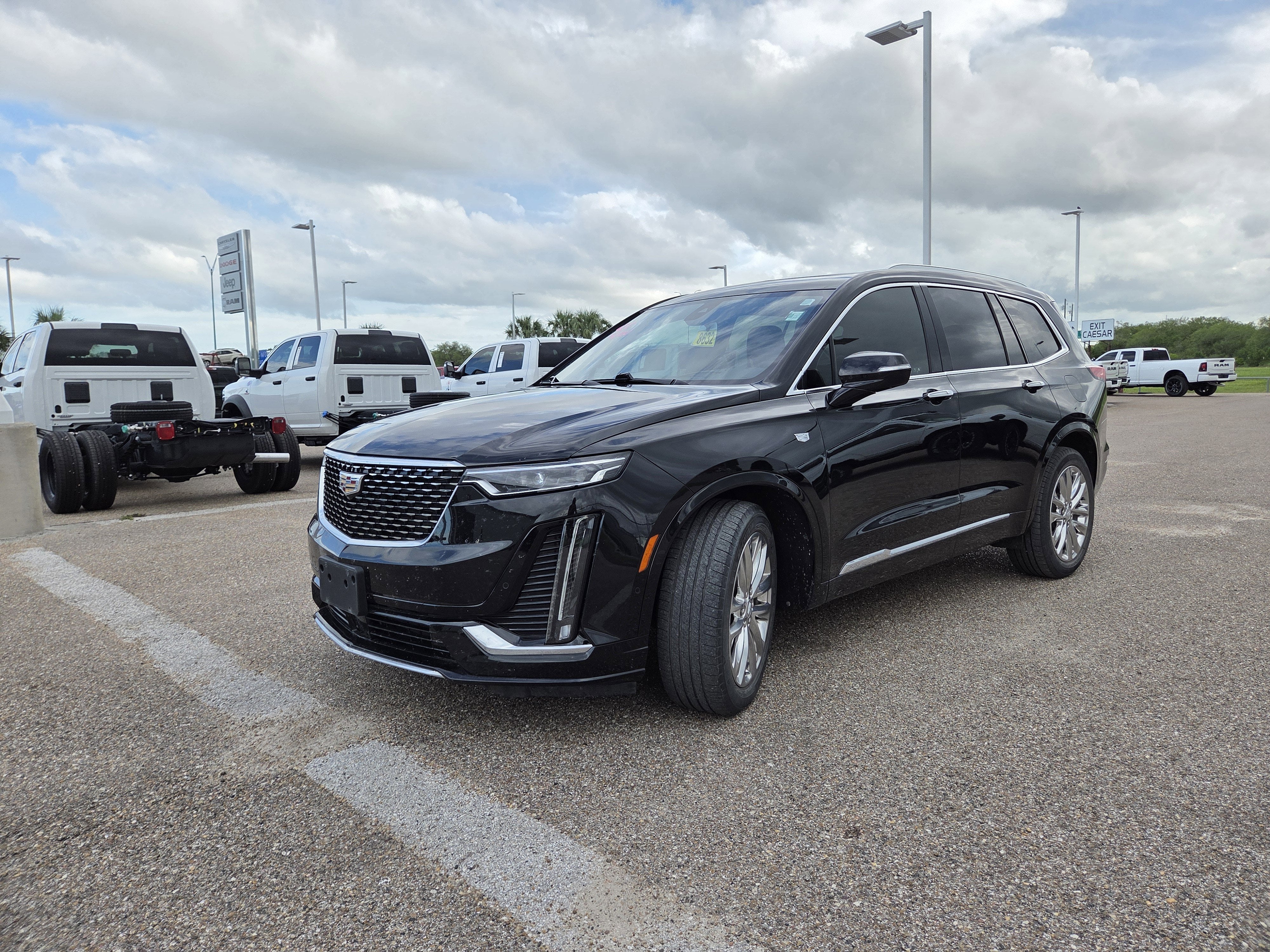 2023 Cadillac XT6 Premium Luxury
