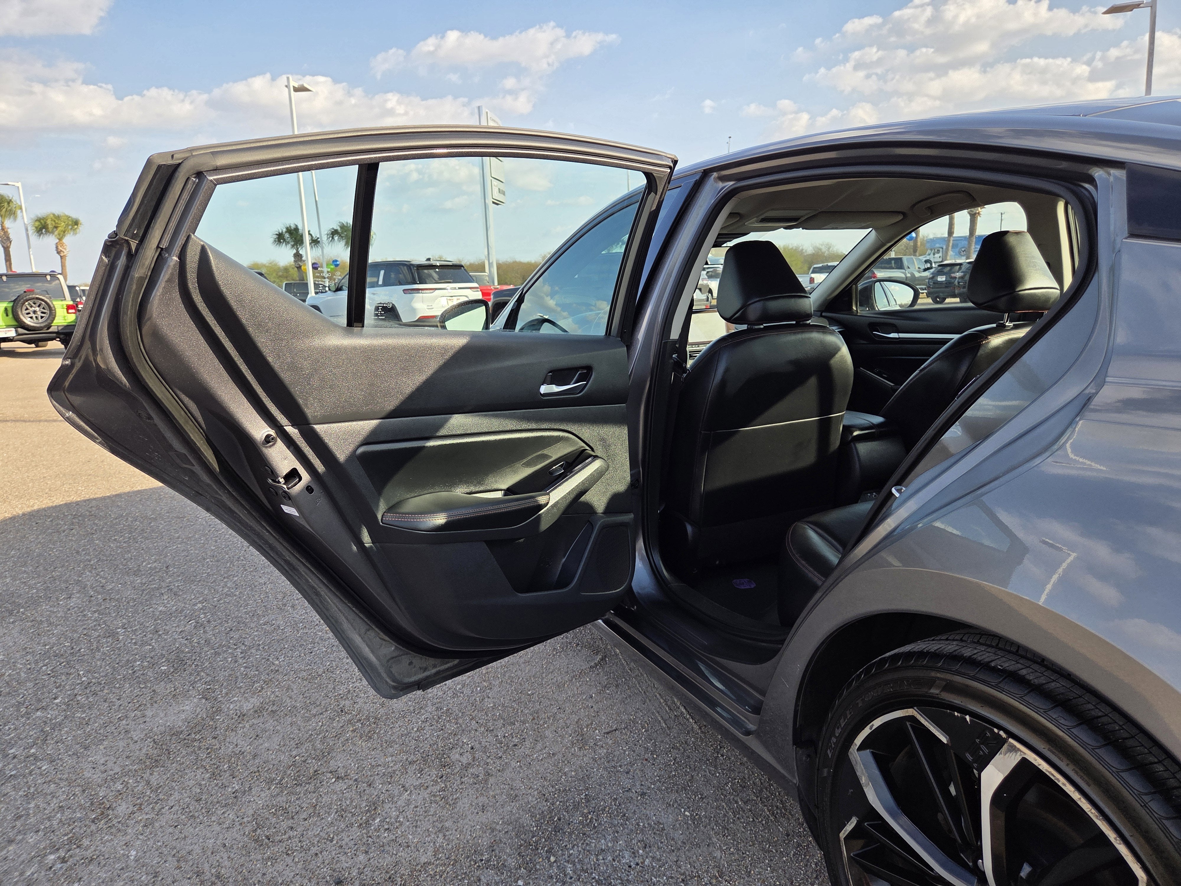 2024 Nissan Altima 2.5 SR