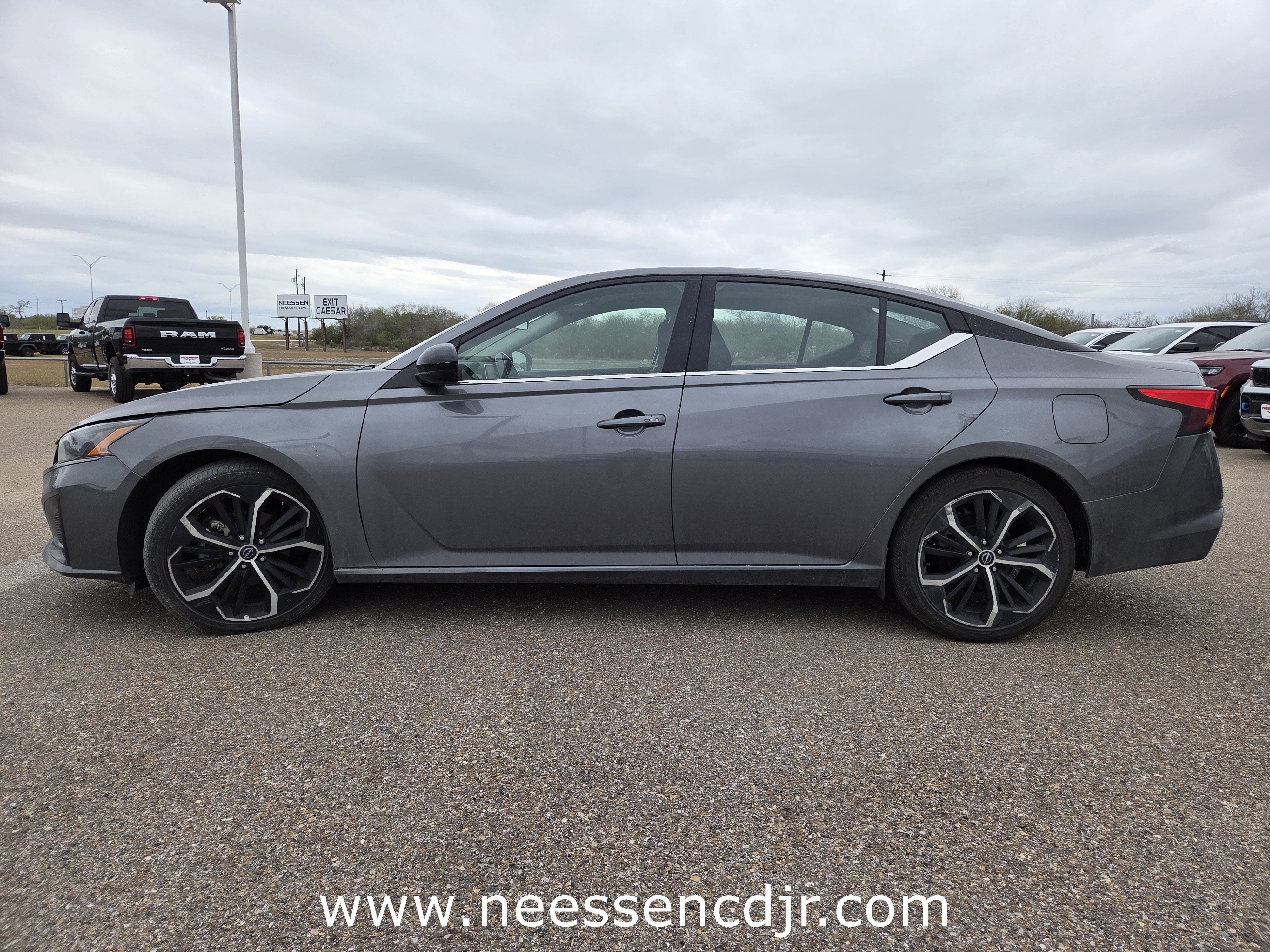 2024 Nissan Altima 2.5 SR
