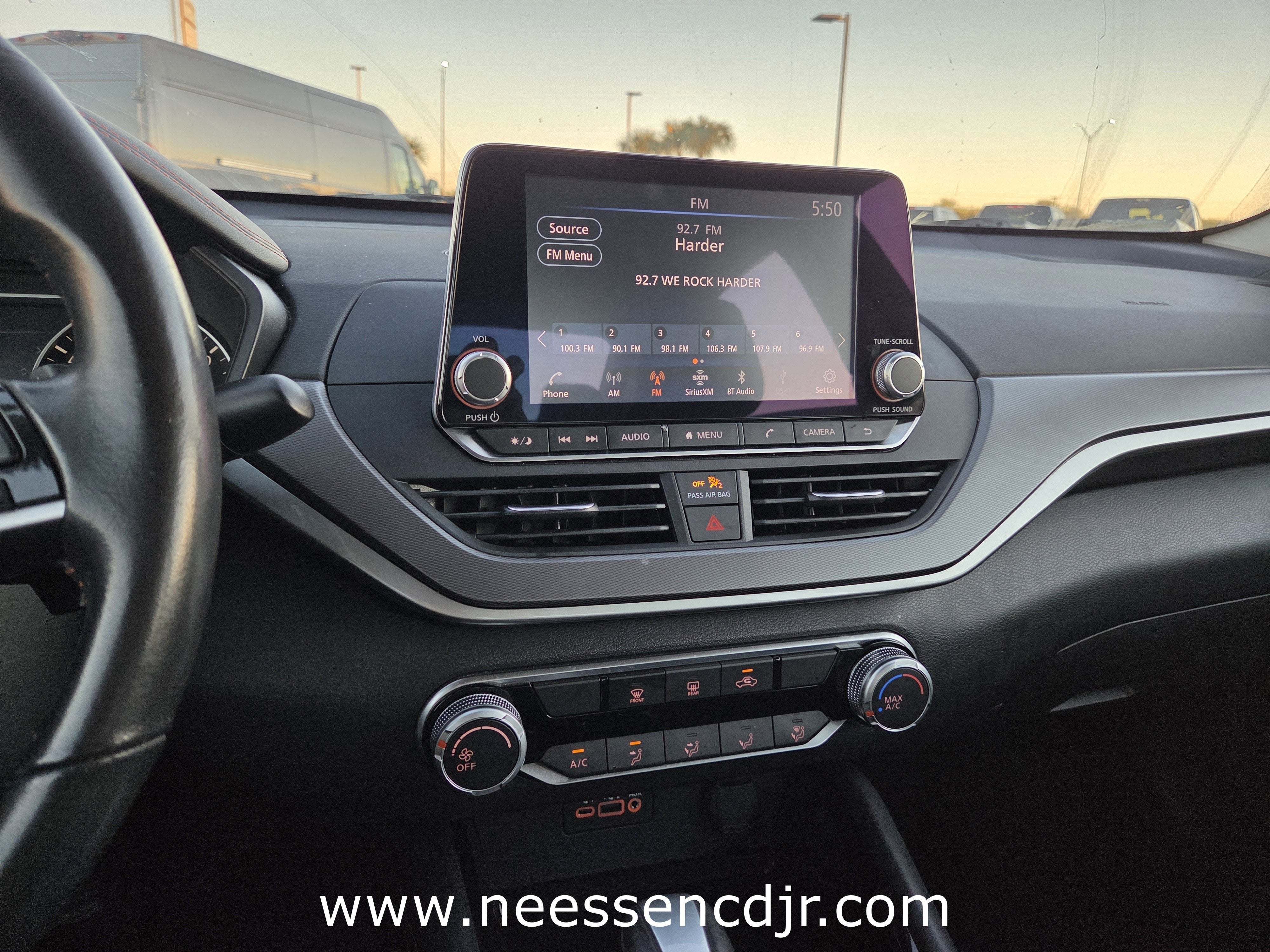 2024 Nissan Altima 2.5 SR