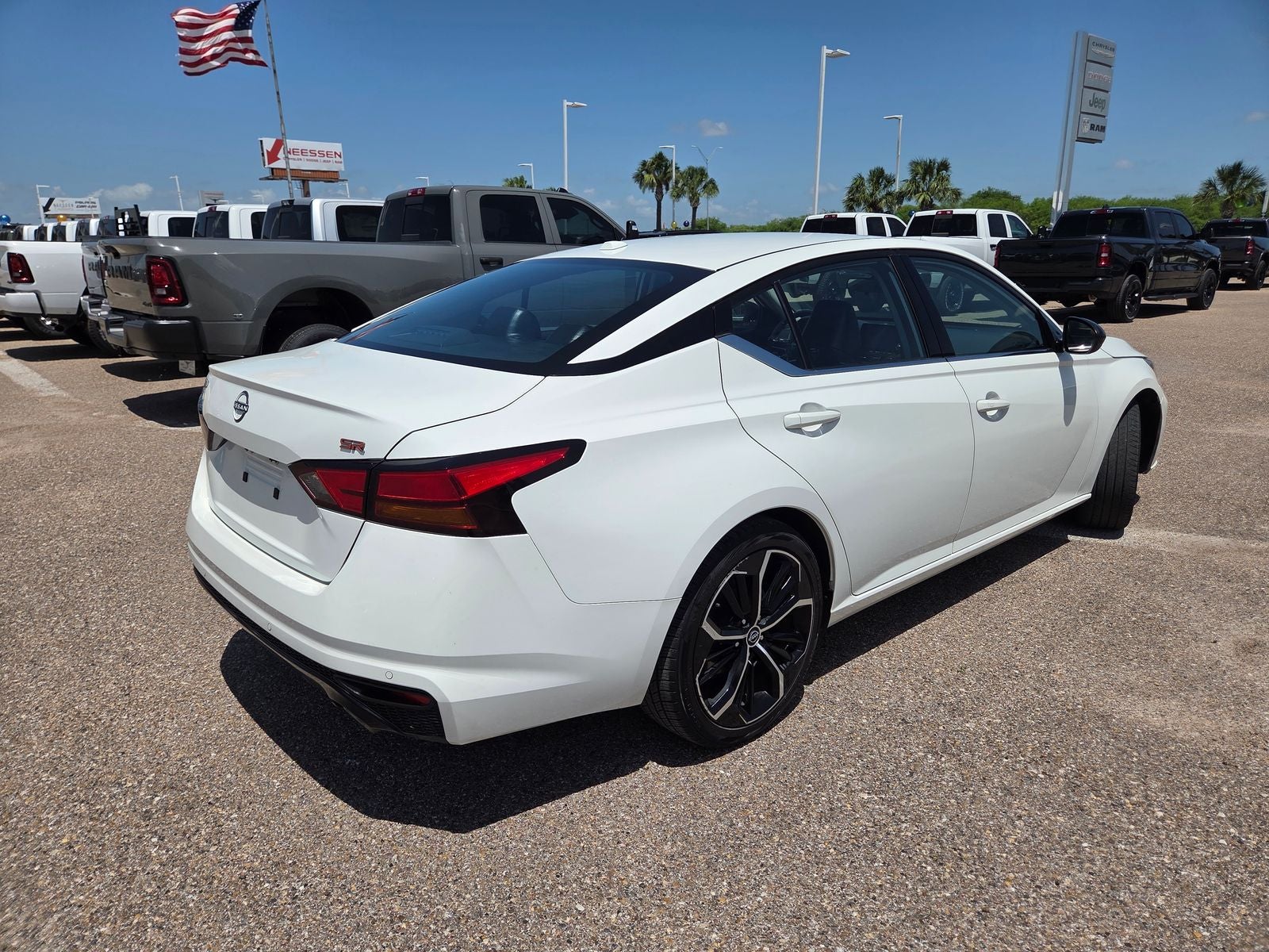 2024 Nissan Altima 2.5 SR