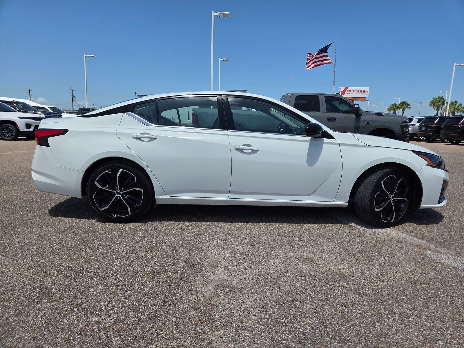 2024 Nissan Altima 2.5 SR