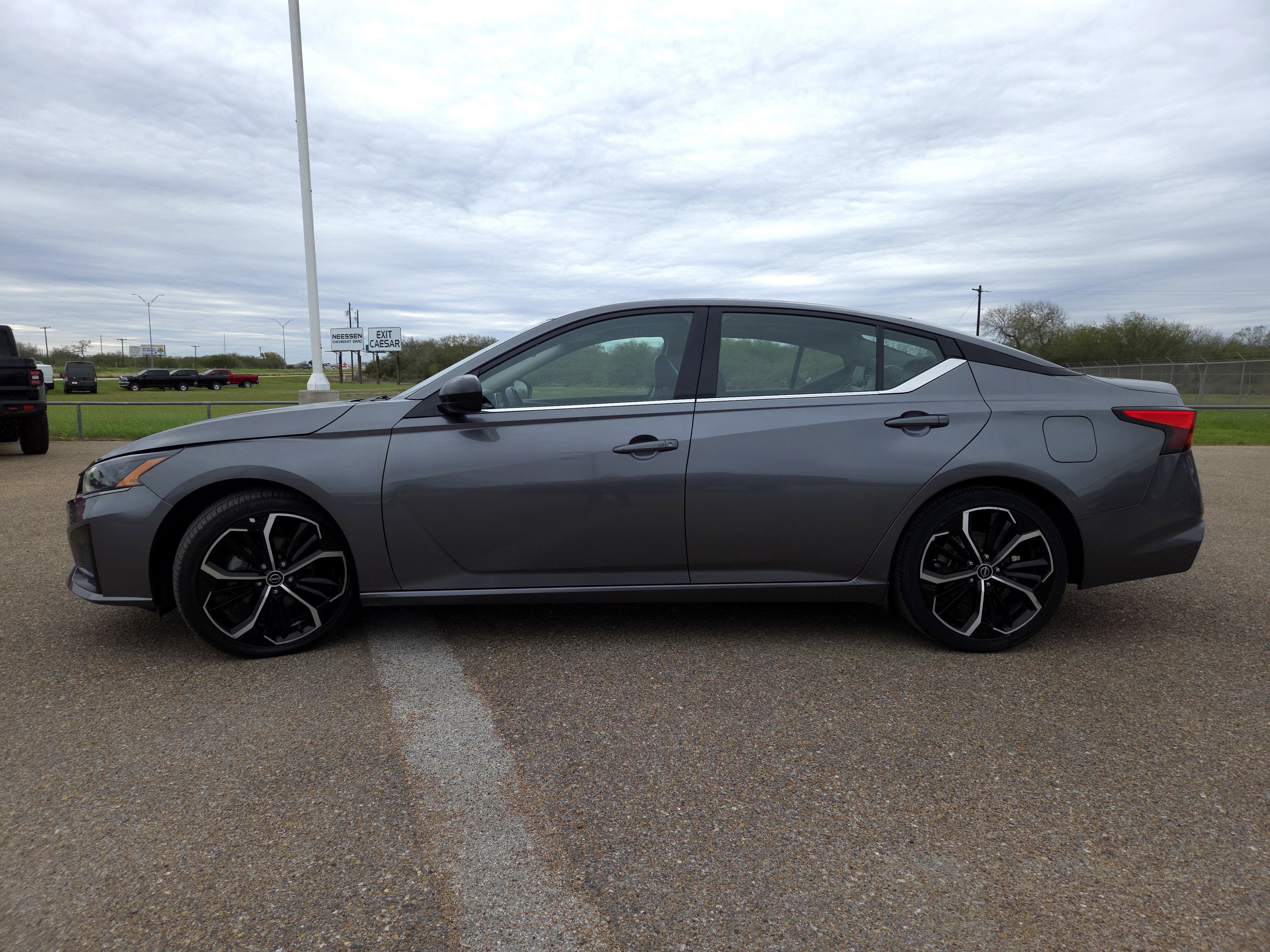 2024 Nissan Altima 2.5 SR