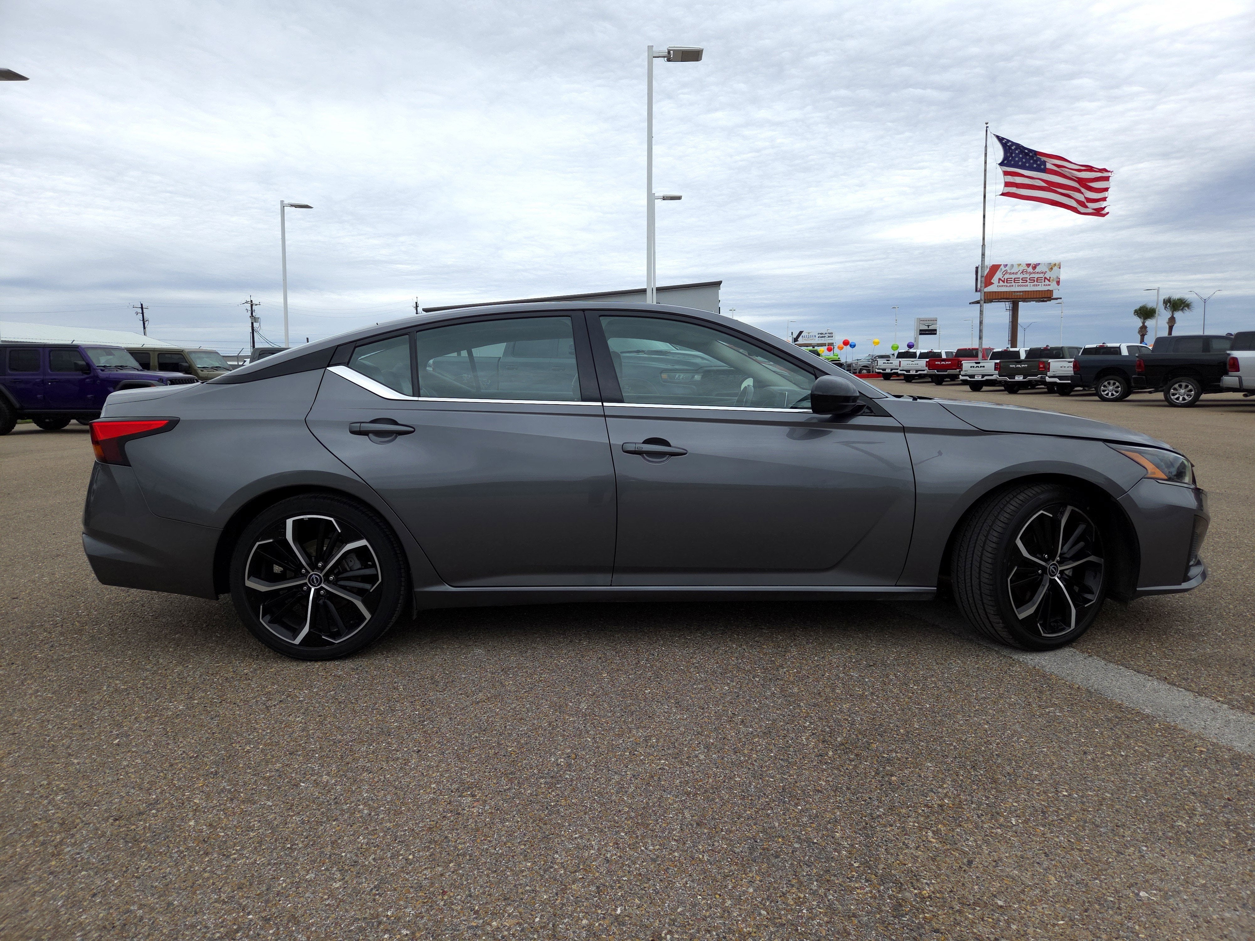 2024 Nissan Altima 2.5 SR