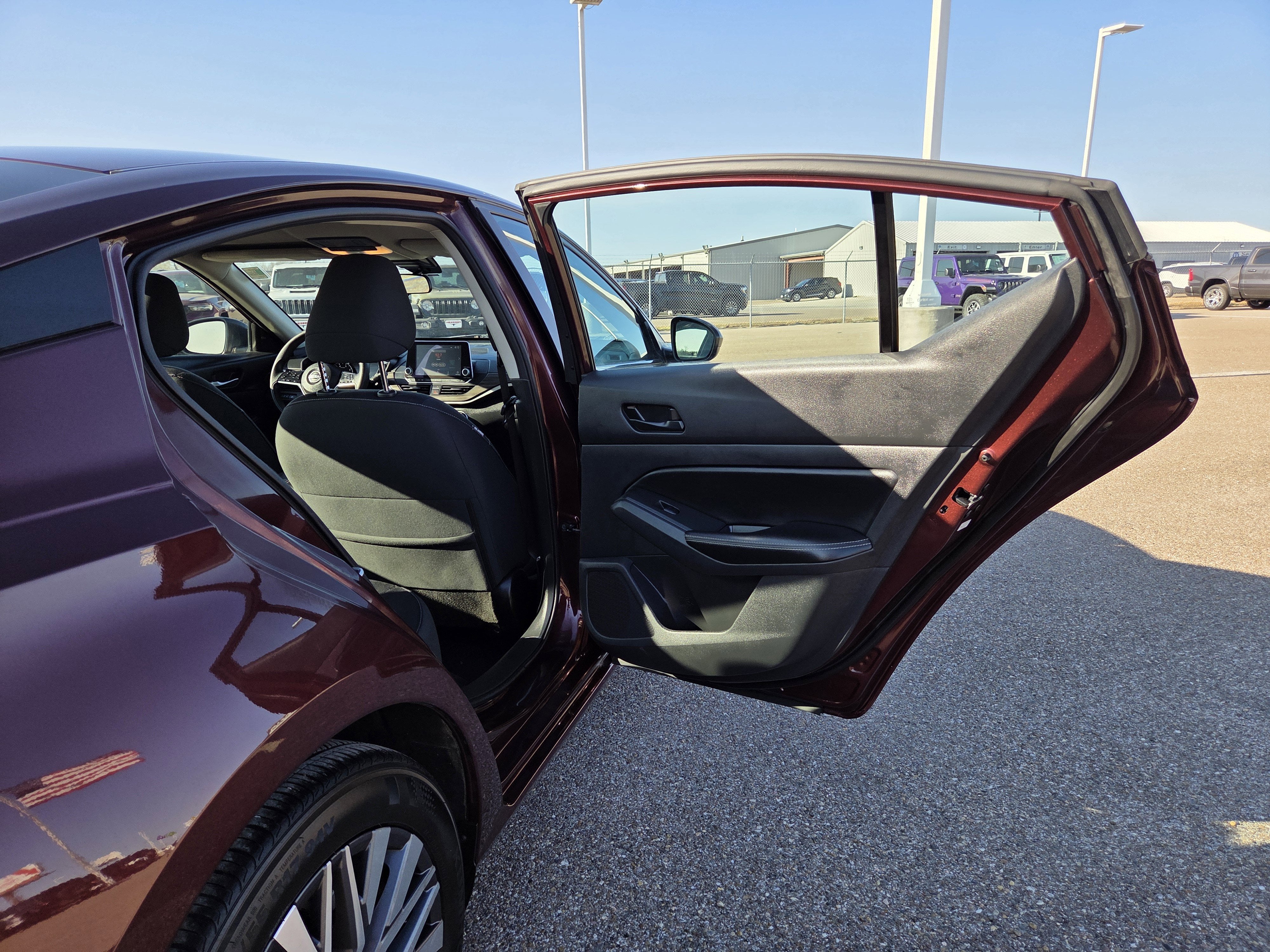 2025 Nissan Altima SV