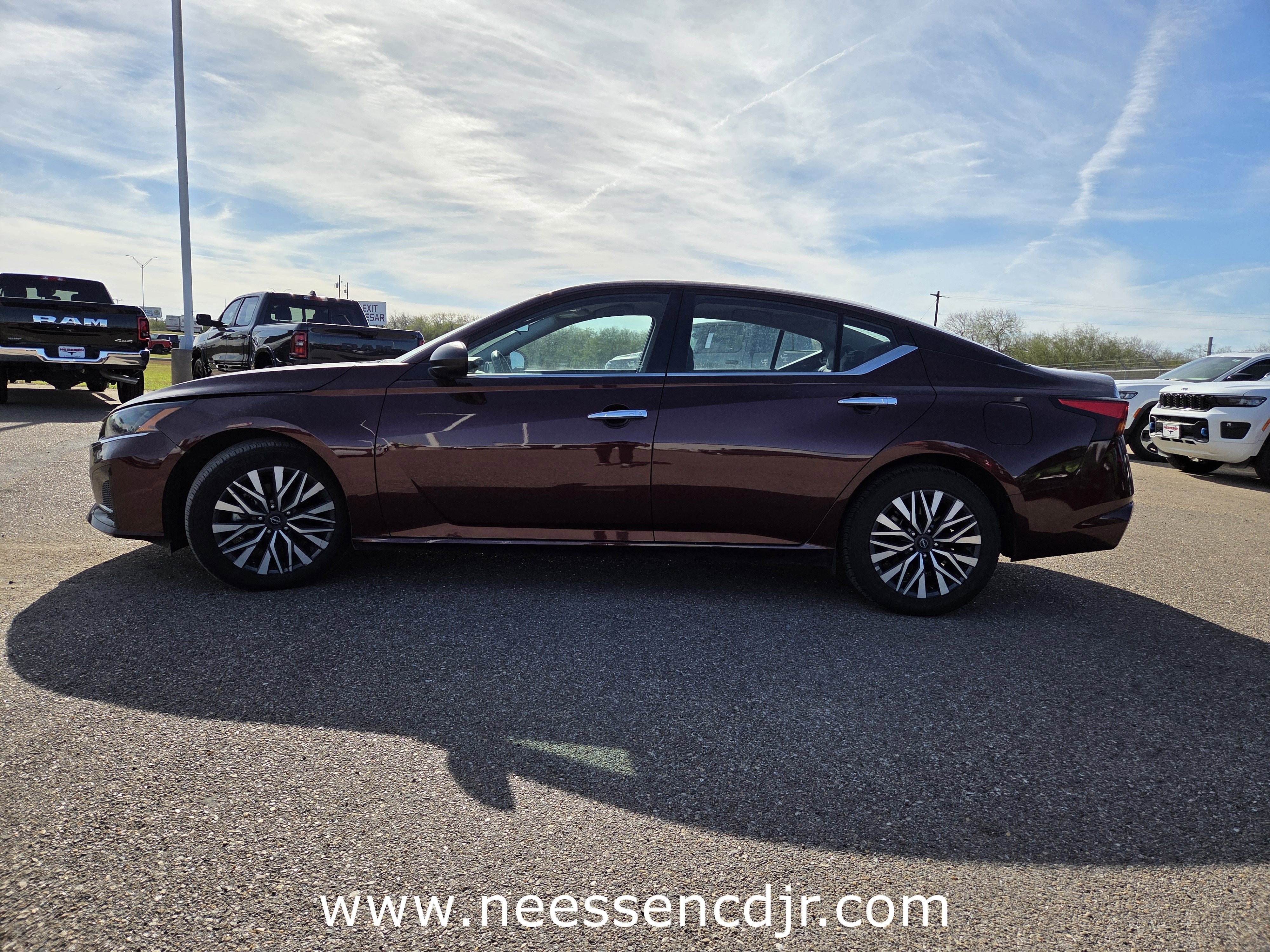 2025 Nissan Altima SV