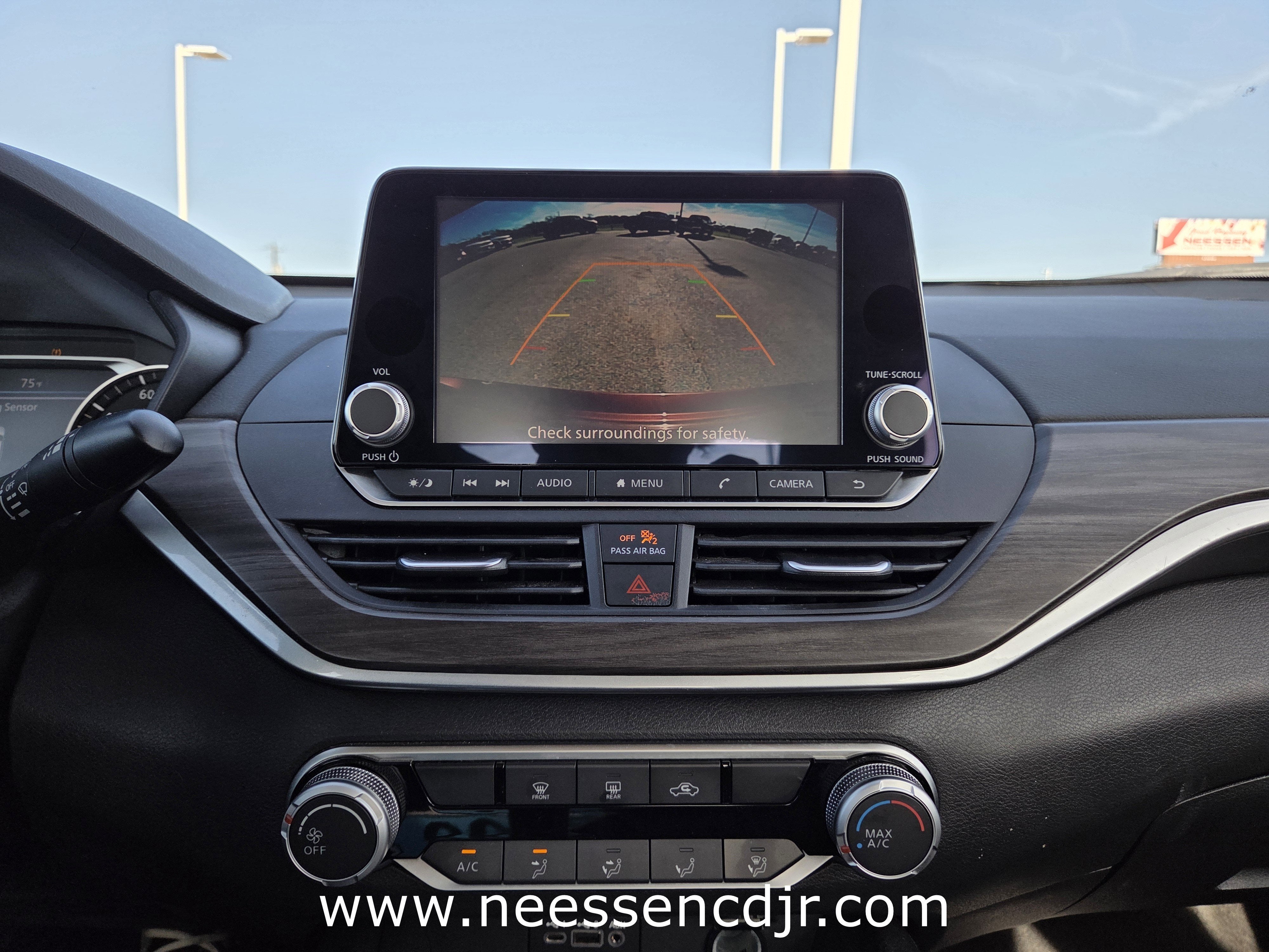 2025 Nissan Altima SV