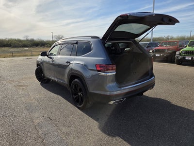 2022 Volkswagen Atlas 3.6L V6 SE w/Technology