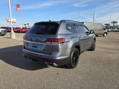 2022 Volkswagen Atlas 3.6L V6 SE w/Technology