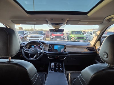 2025 Volkswagen Atlas 2.0T SE w/Technology