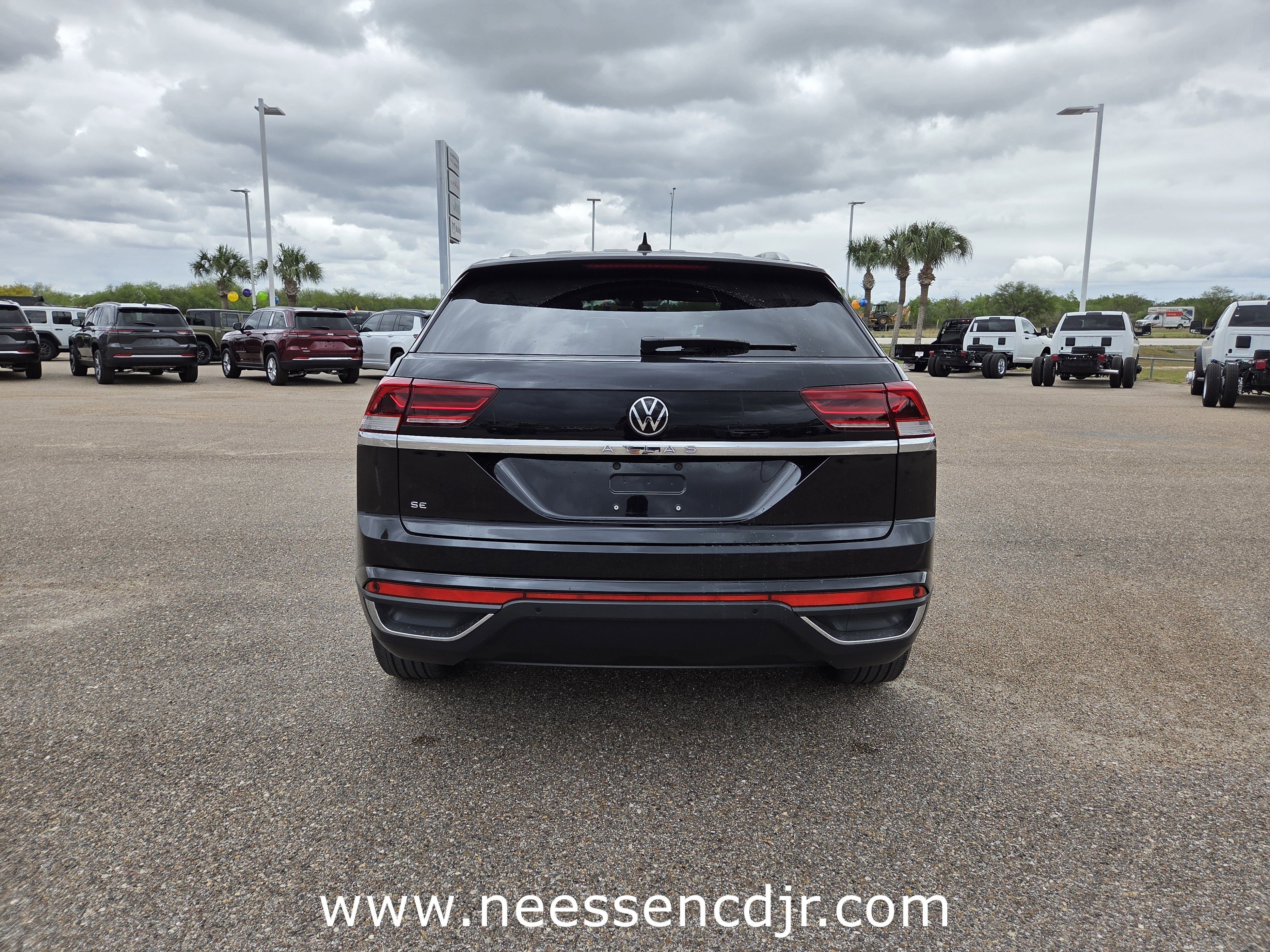 2023 Volkswagen Atlas Cross Sport 2.0T SE w/Technology