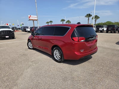 2026 Chrysler Voyager LX