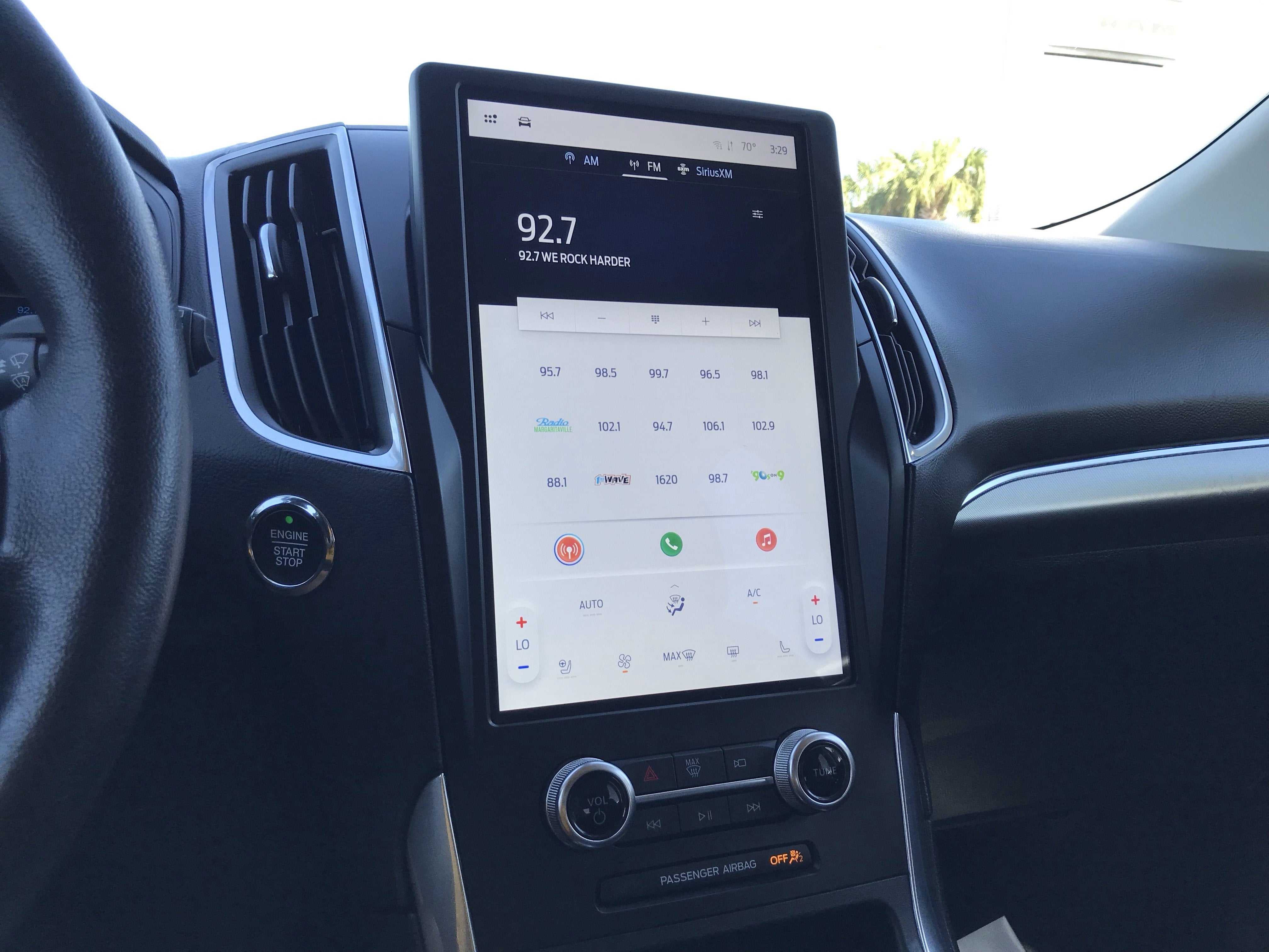 2024 Ford Edge Titanium