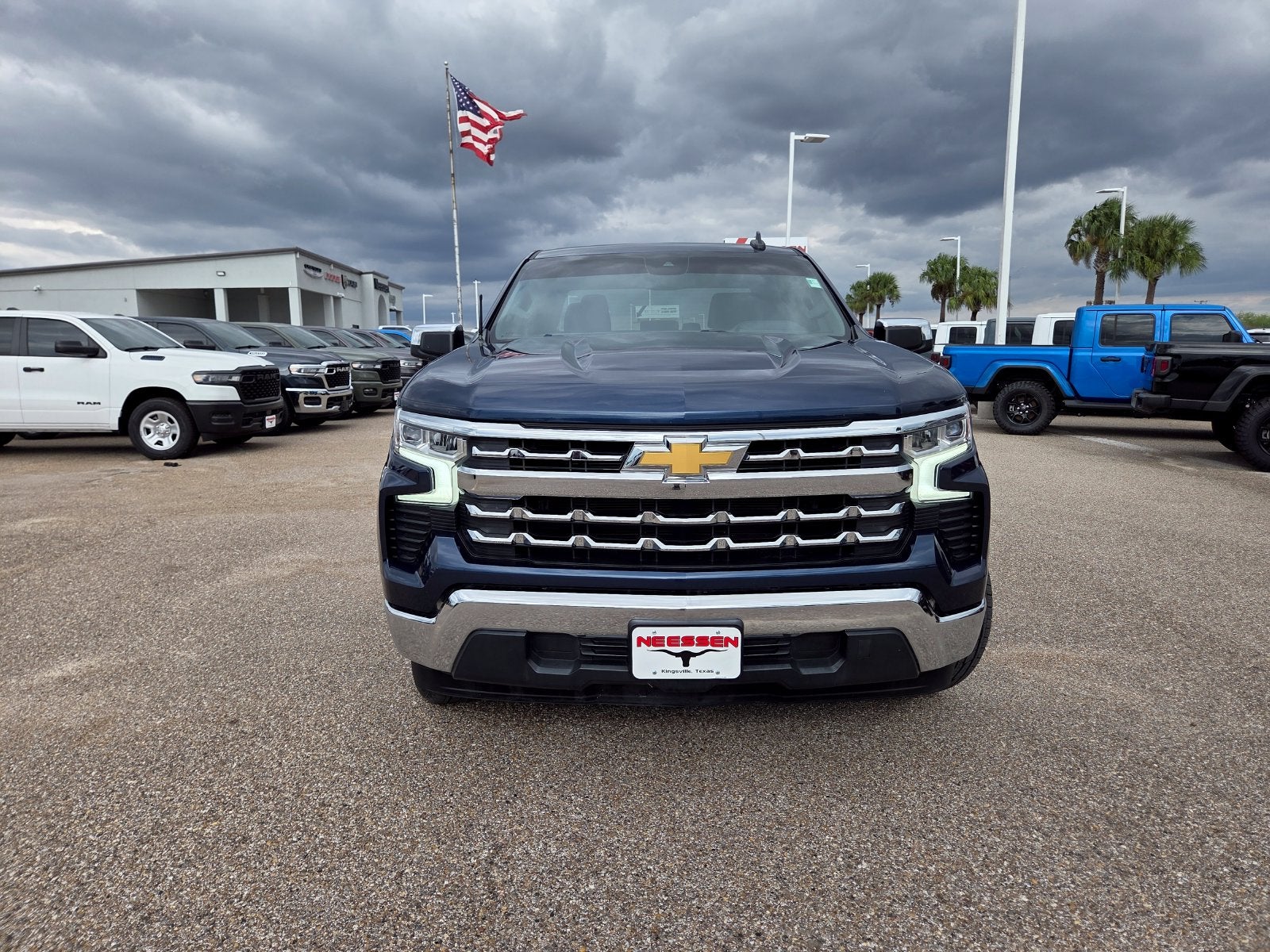 2023 Chevrolet Silverado 1500 LT