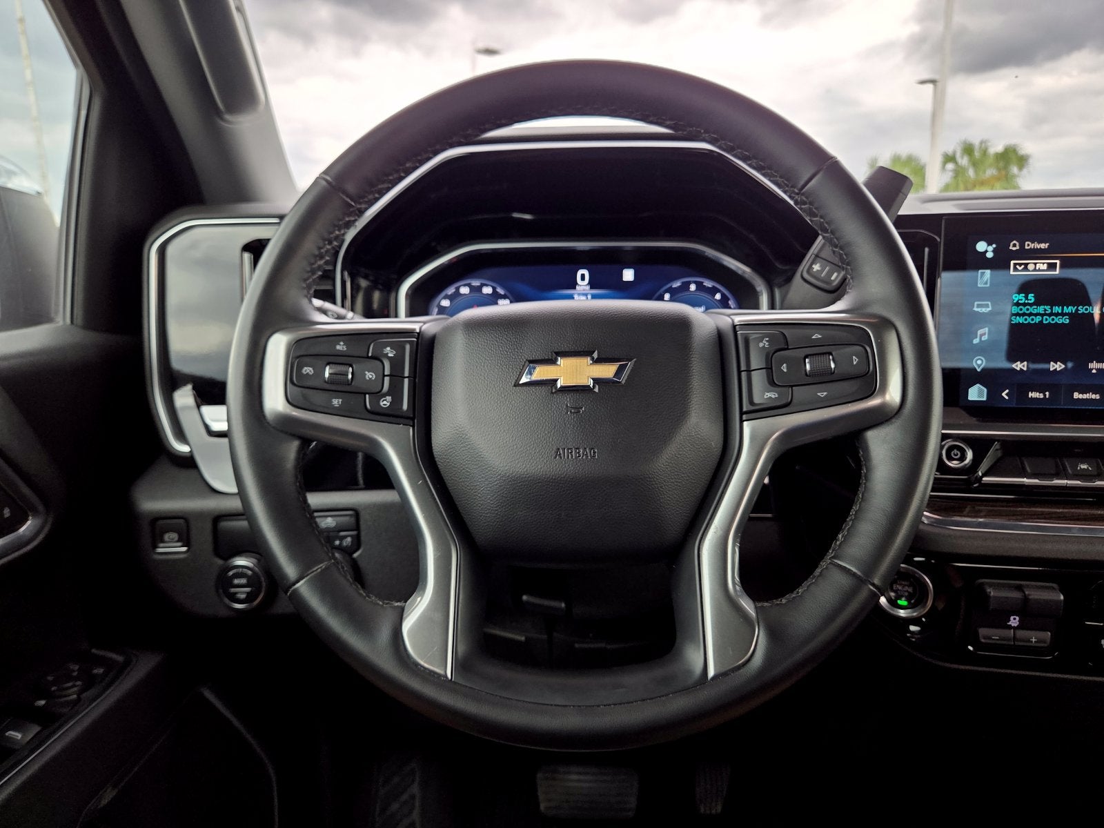 2023 Chevrolet Silverado 1500 LT