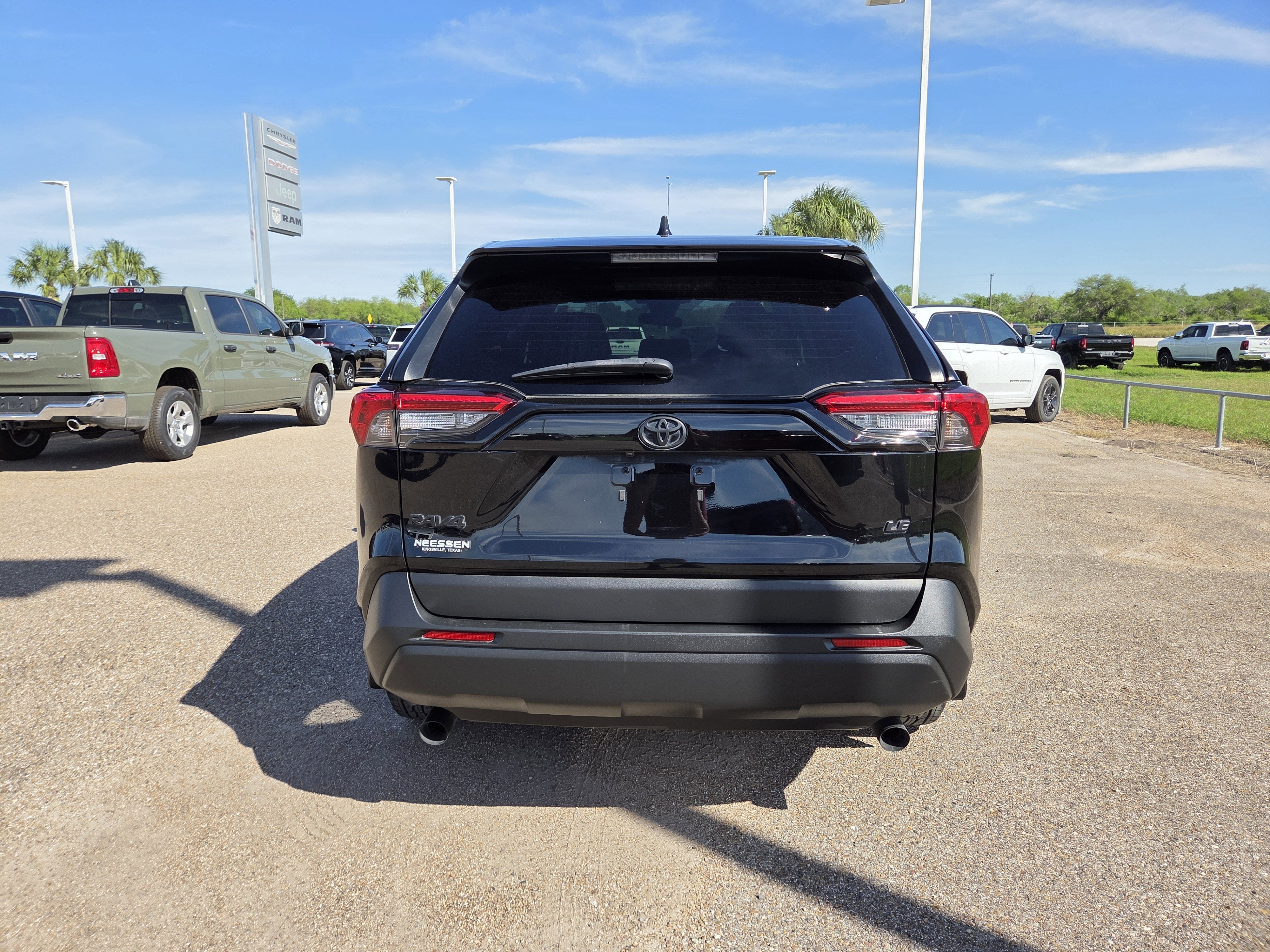 2022 Toyota RAV4 LE
