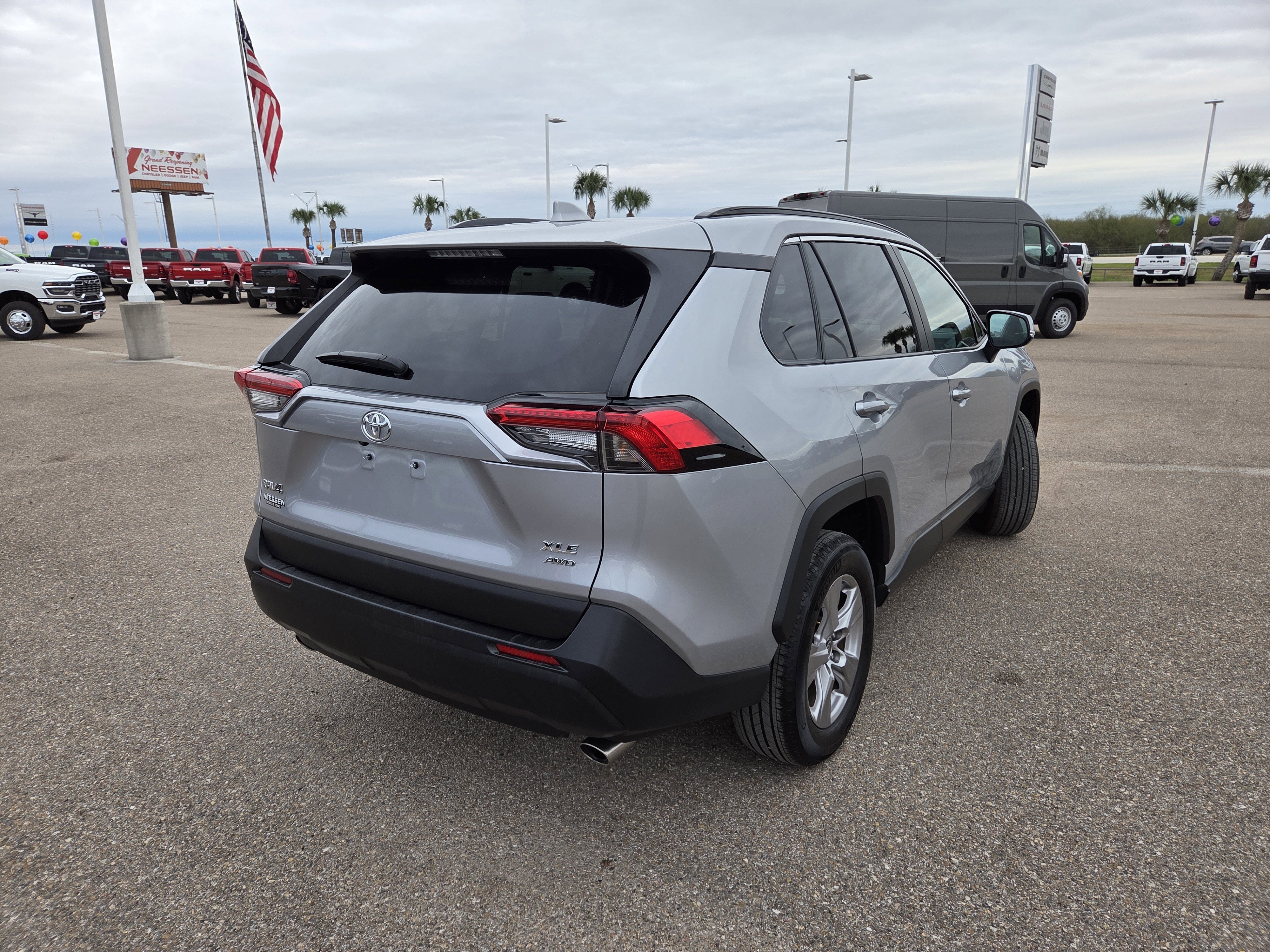 2025 Toyota RAV4 XLE