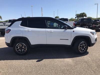 2024 Jeep Compass Trailhawk