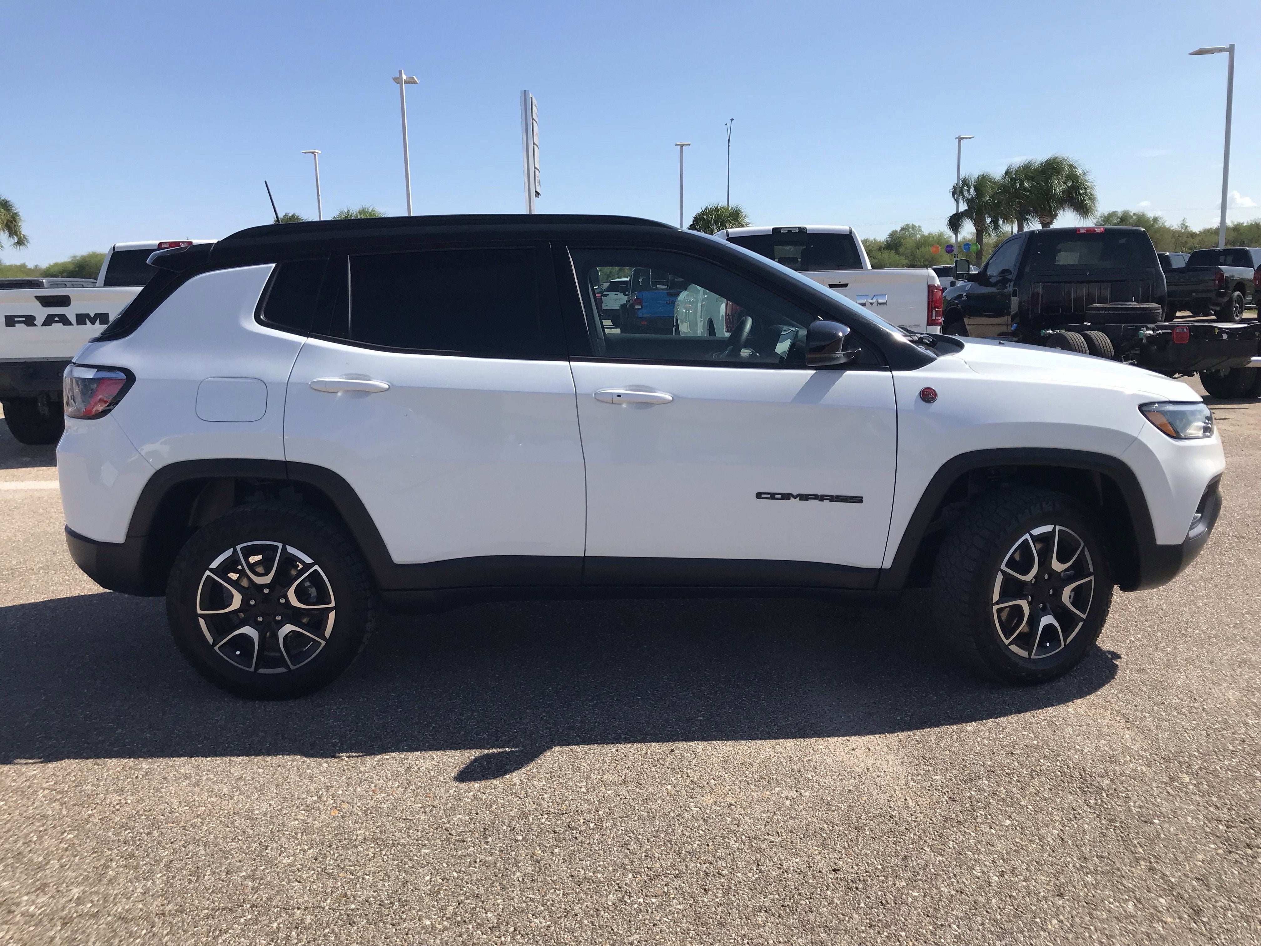 2024 Jeep Compass Trailhawk