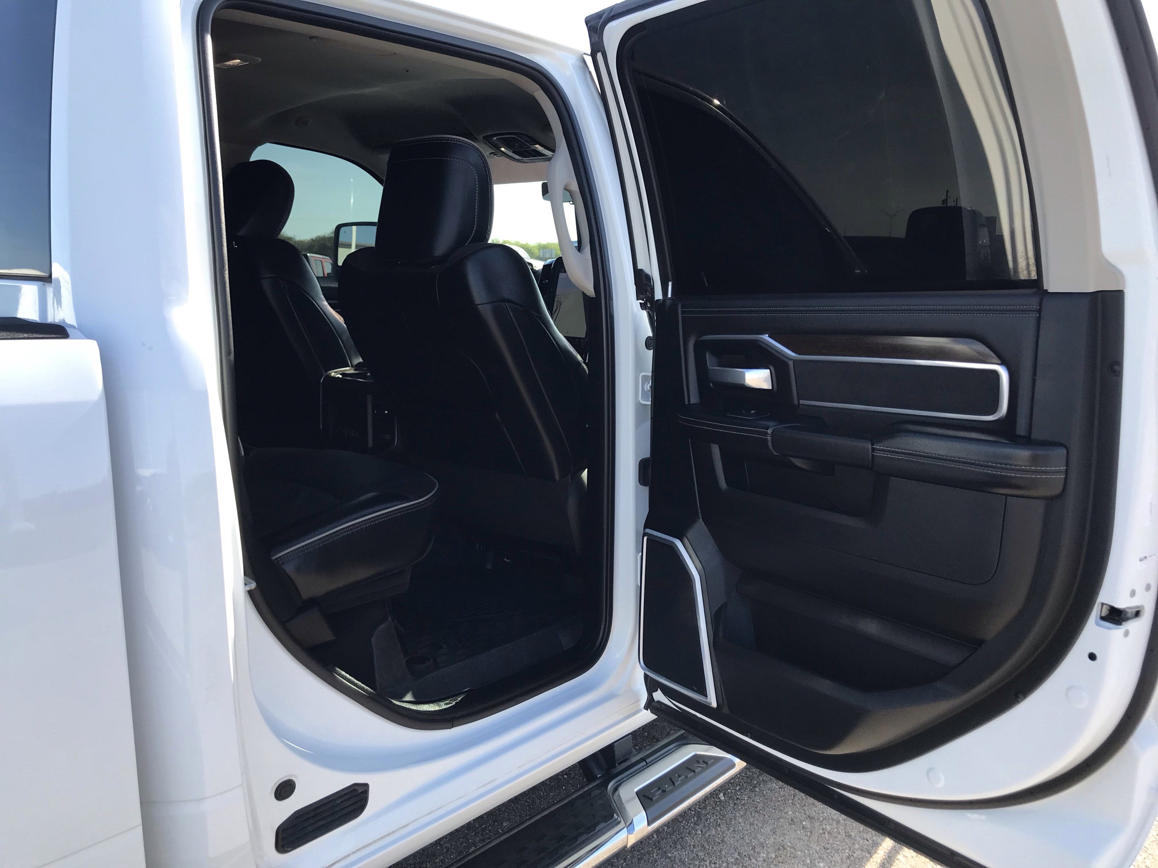 2024 RAM 3500 Laramie