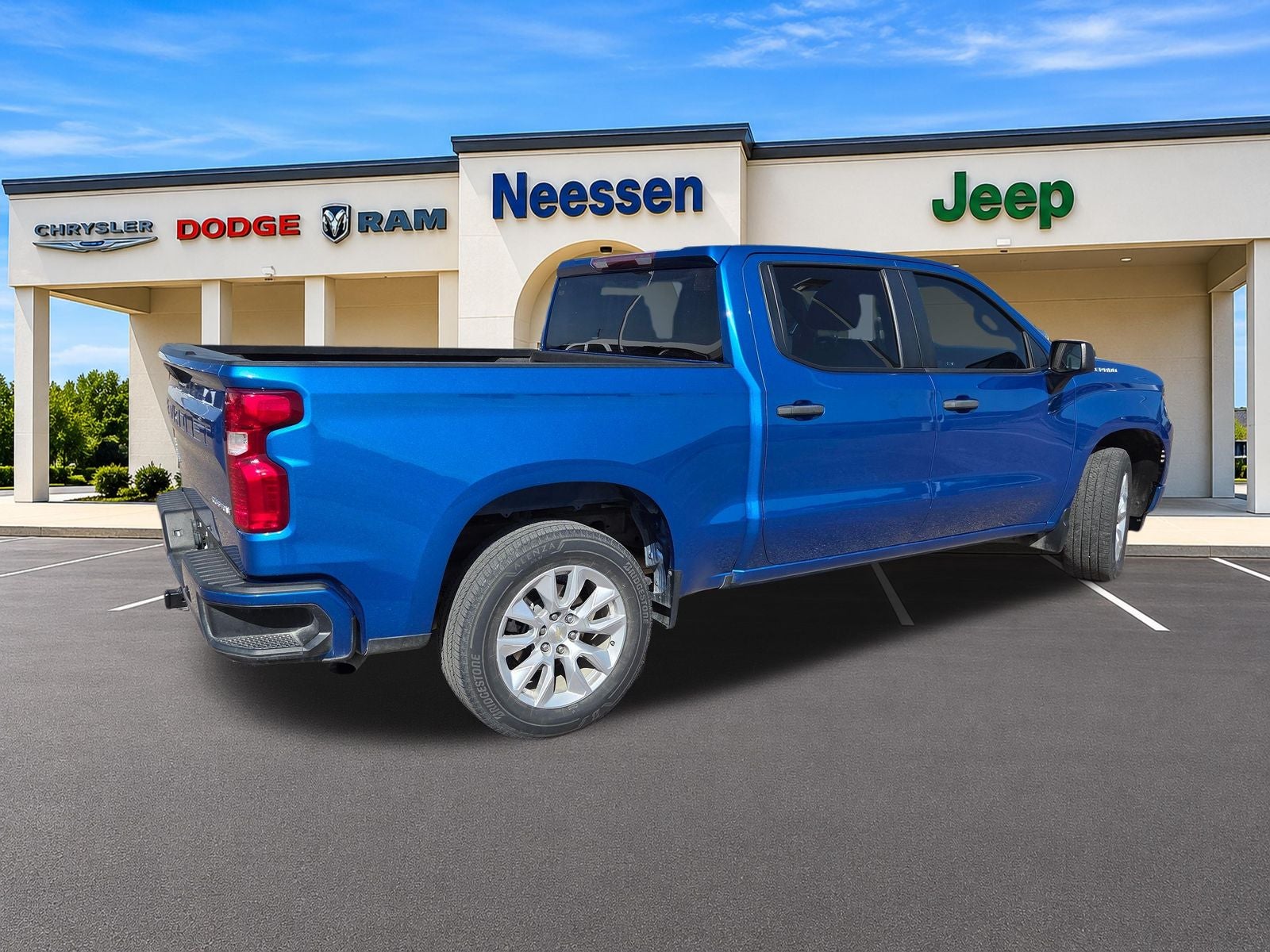 2023 Chevrolet Silverado 1500 Custom