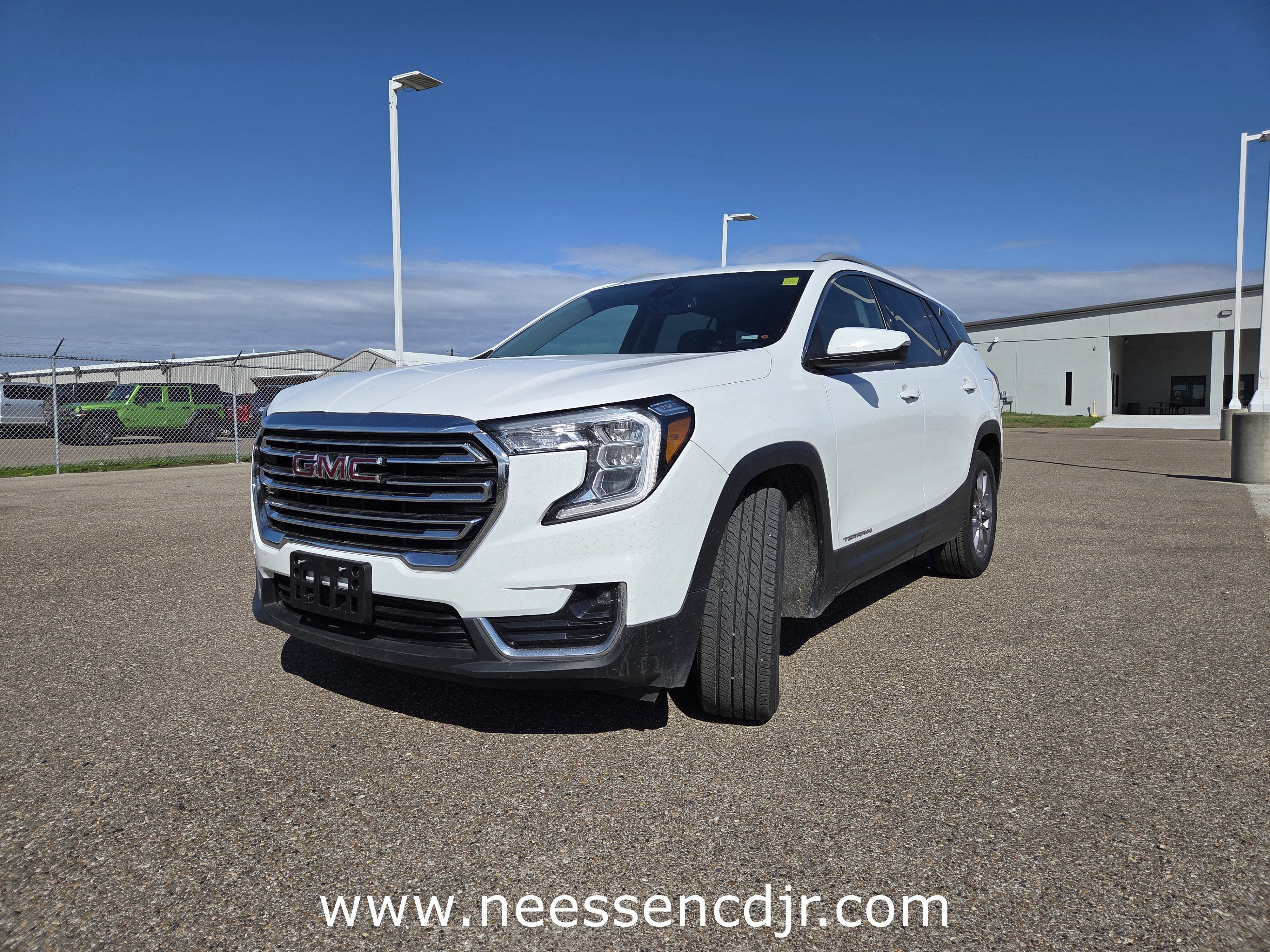 2023 GMC Terrain SLT