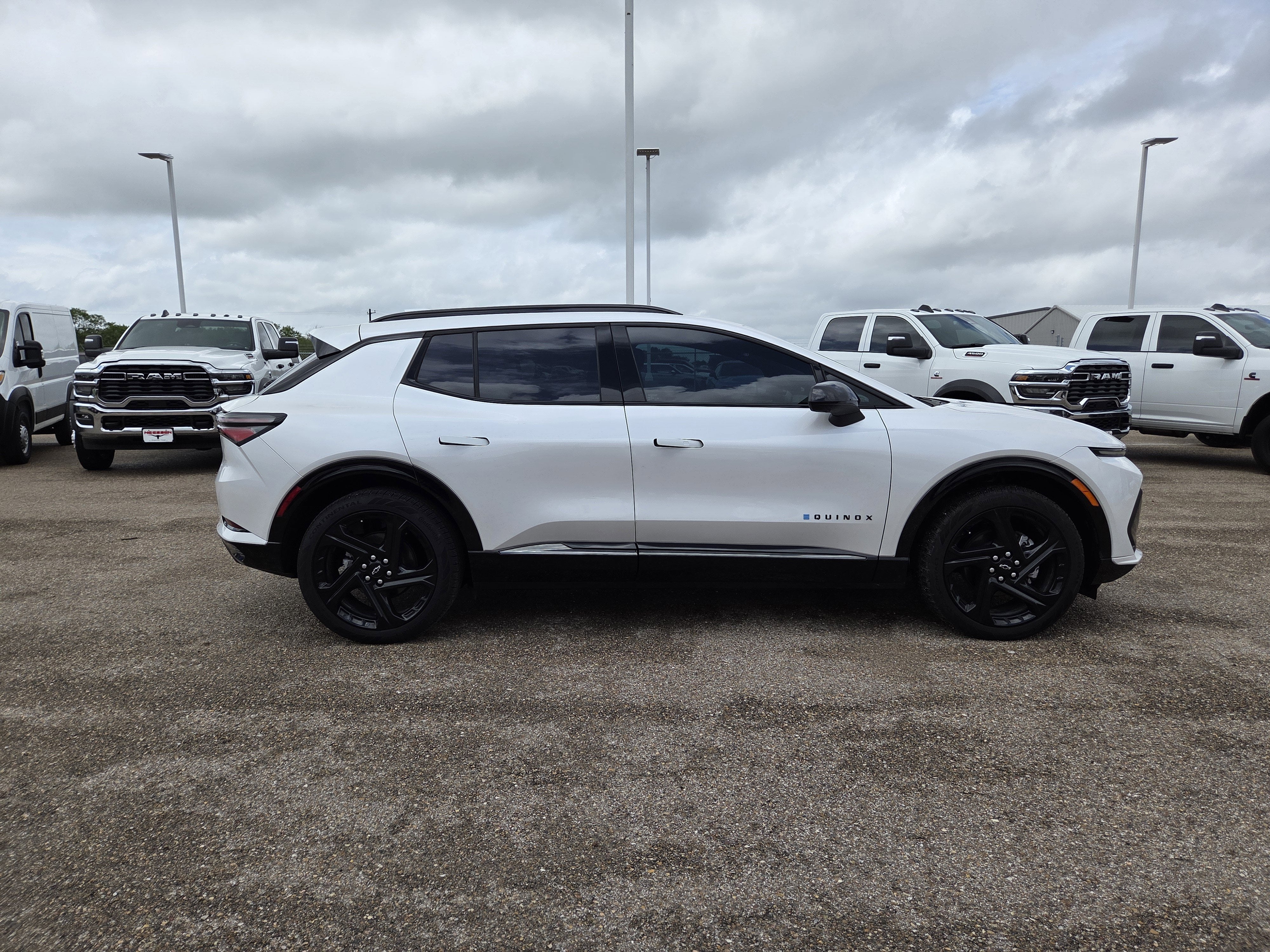 2025 Chevrolet Equinox EV RS