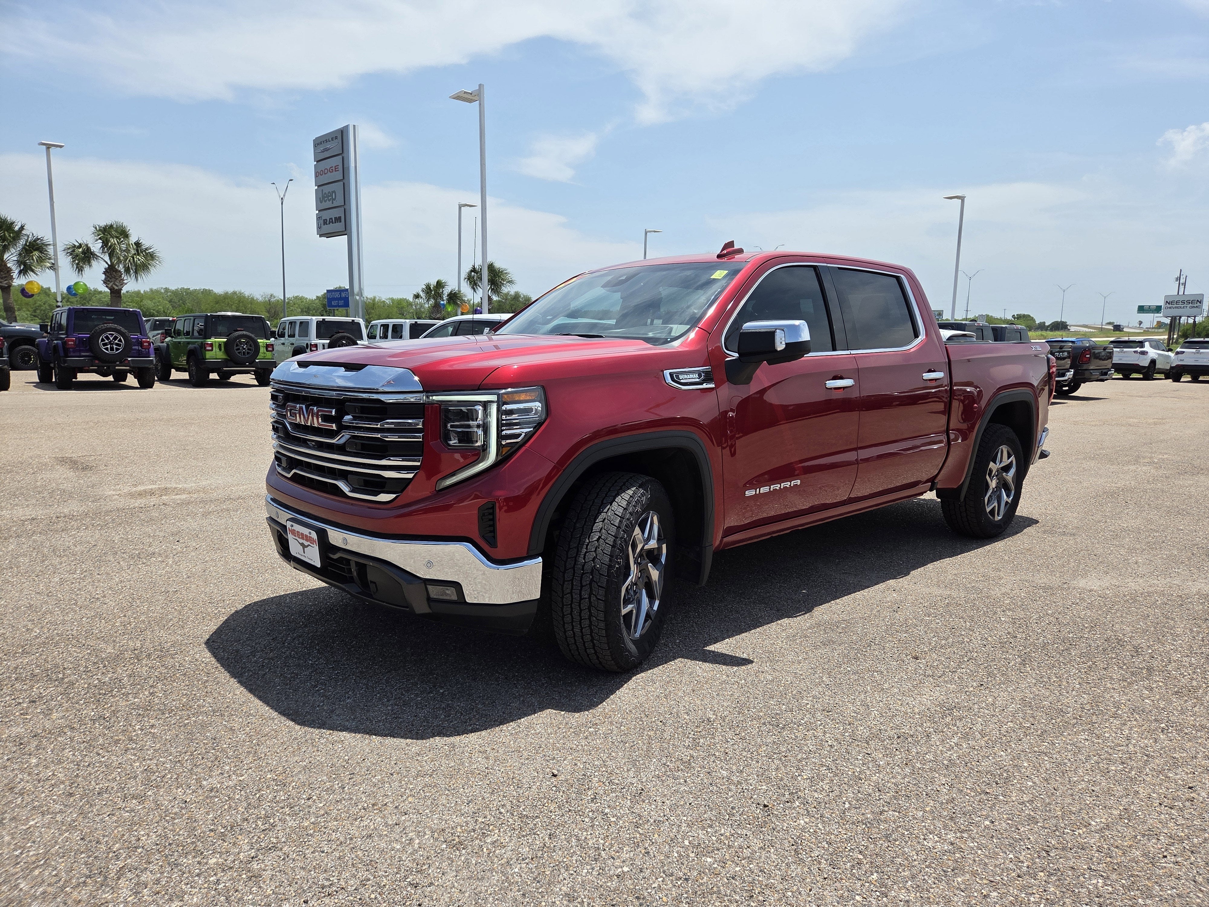 2024 GMC Sierra 1500 SLT