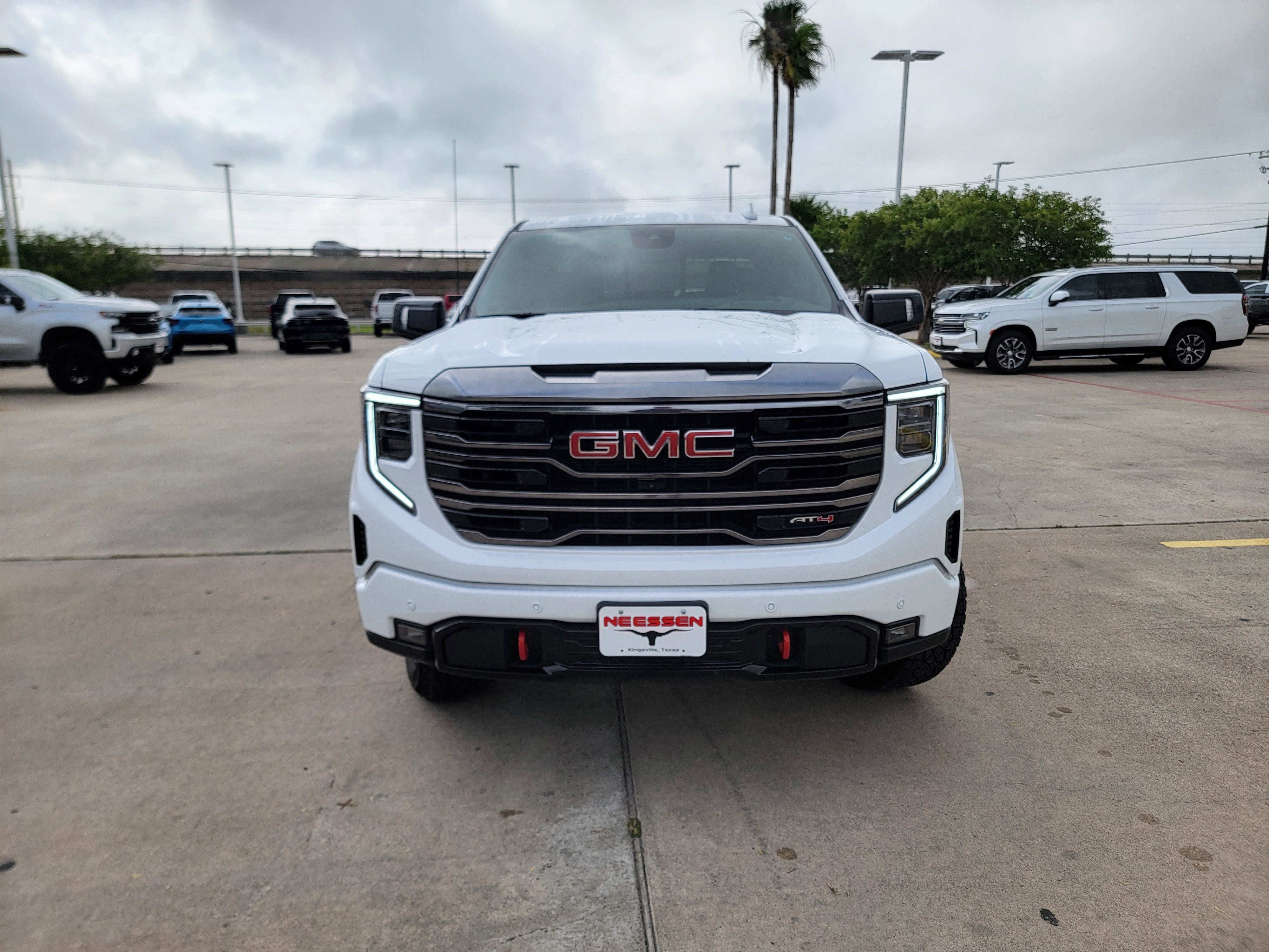 2024 GMC Sierra 1500 AT4