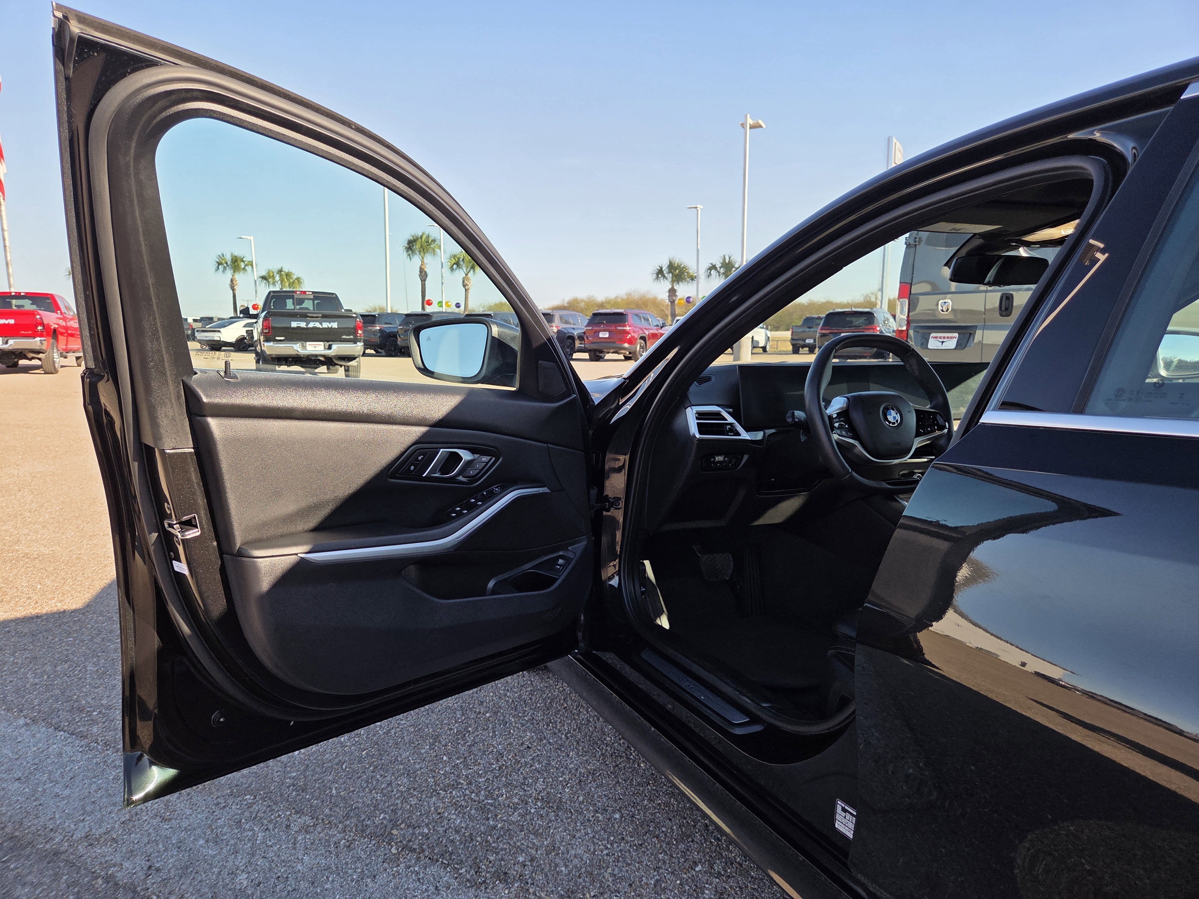 2025 BMW 3 Series 330i