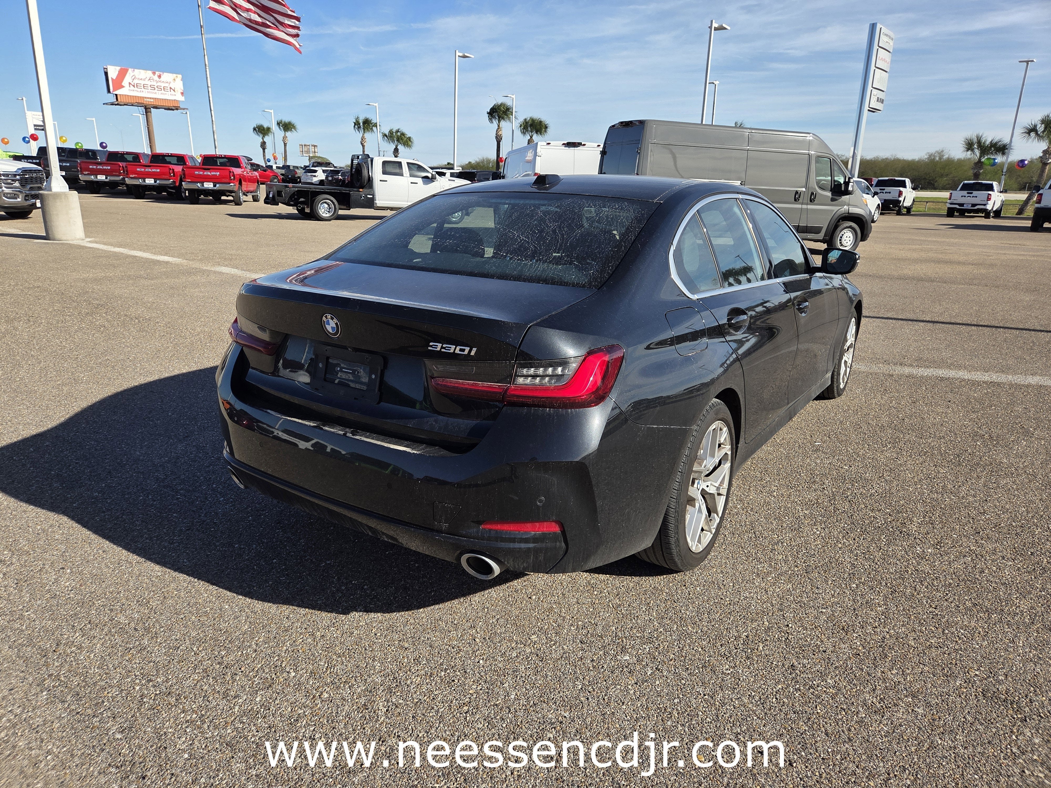 2025 BMW 3 Series 330i