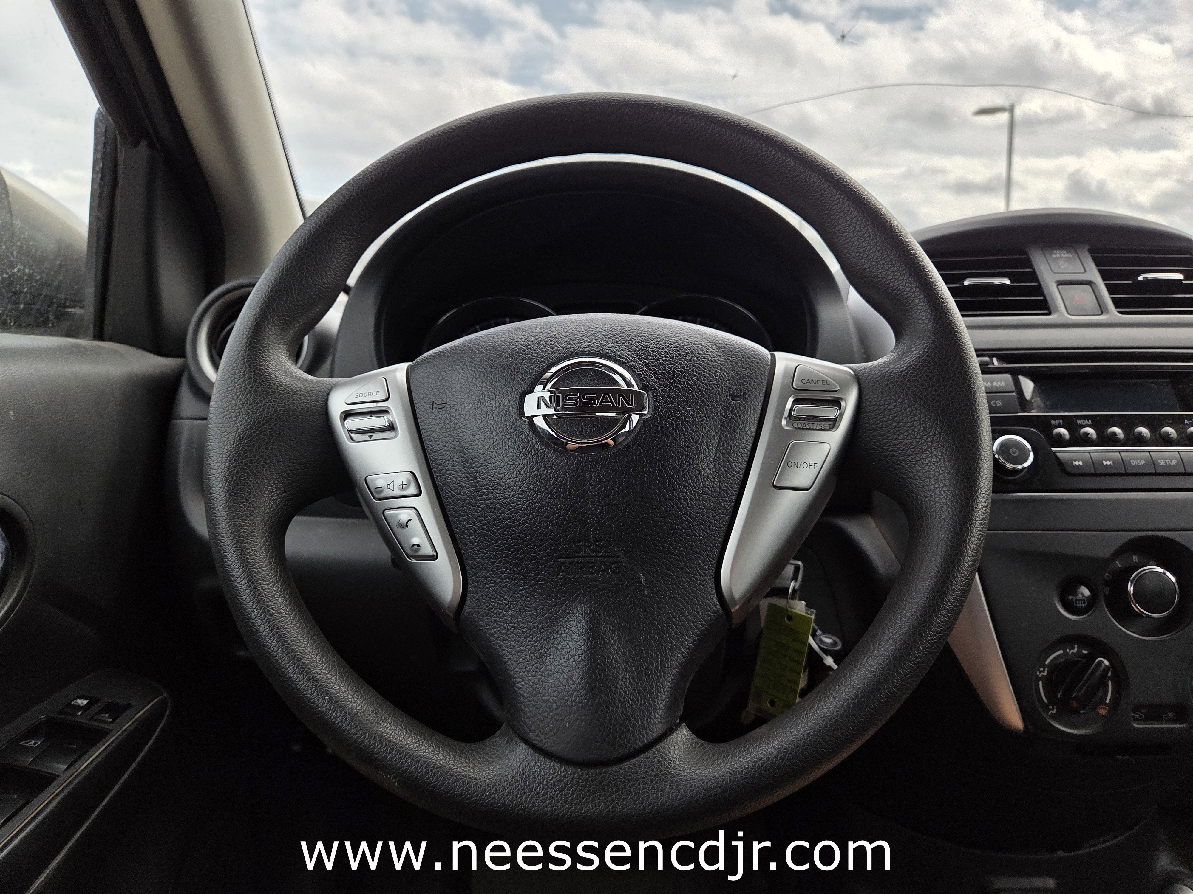 2017 Nissan Versa Sedan SV