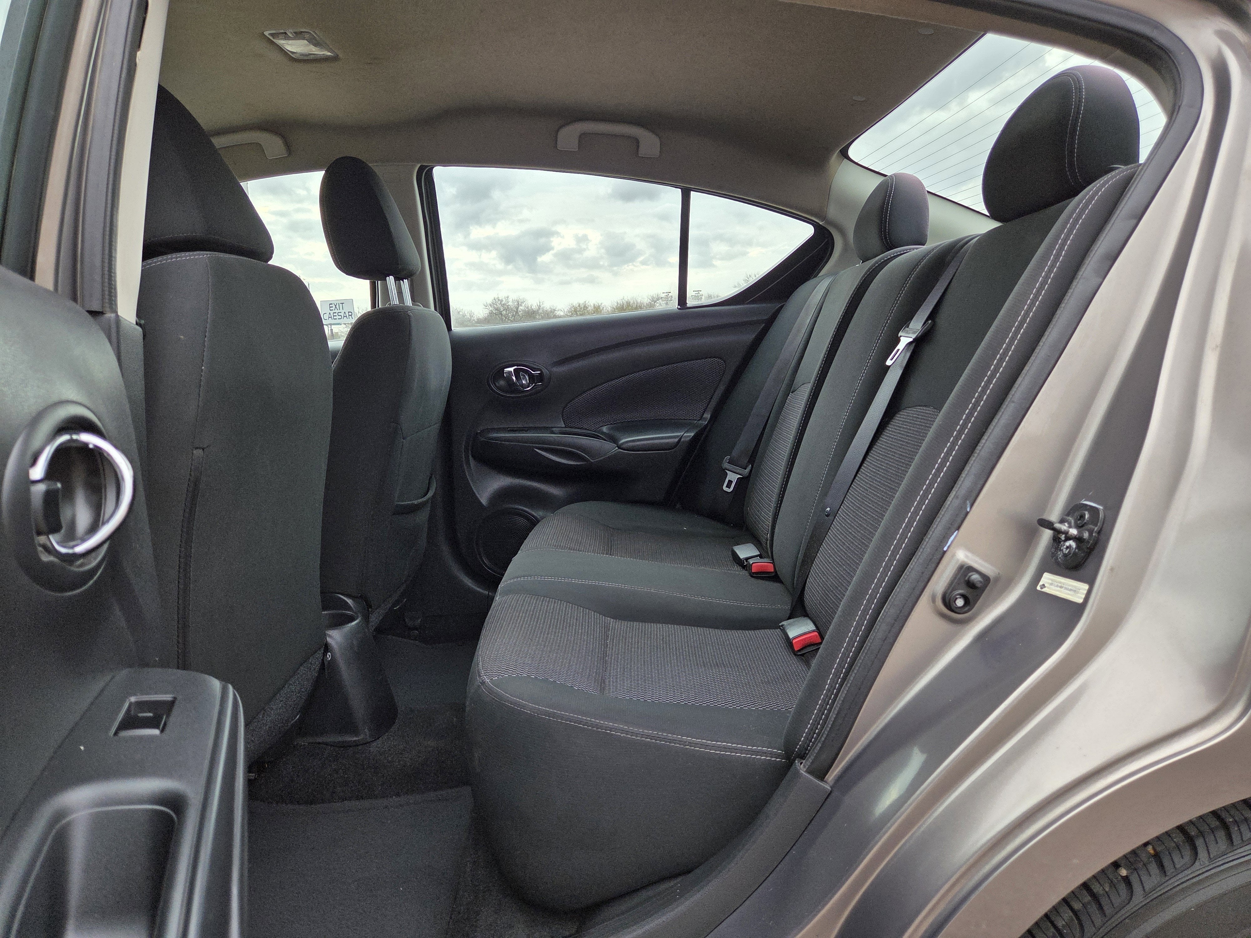 2017 Nissan Versa Sedan SV