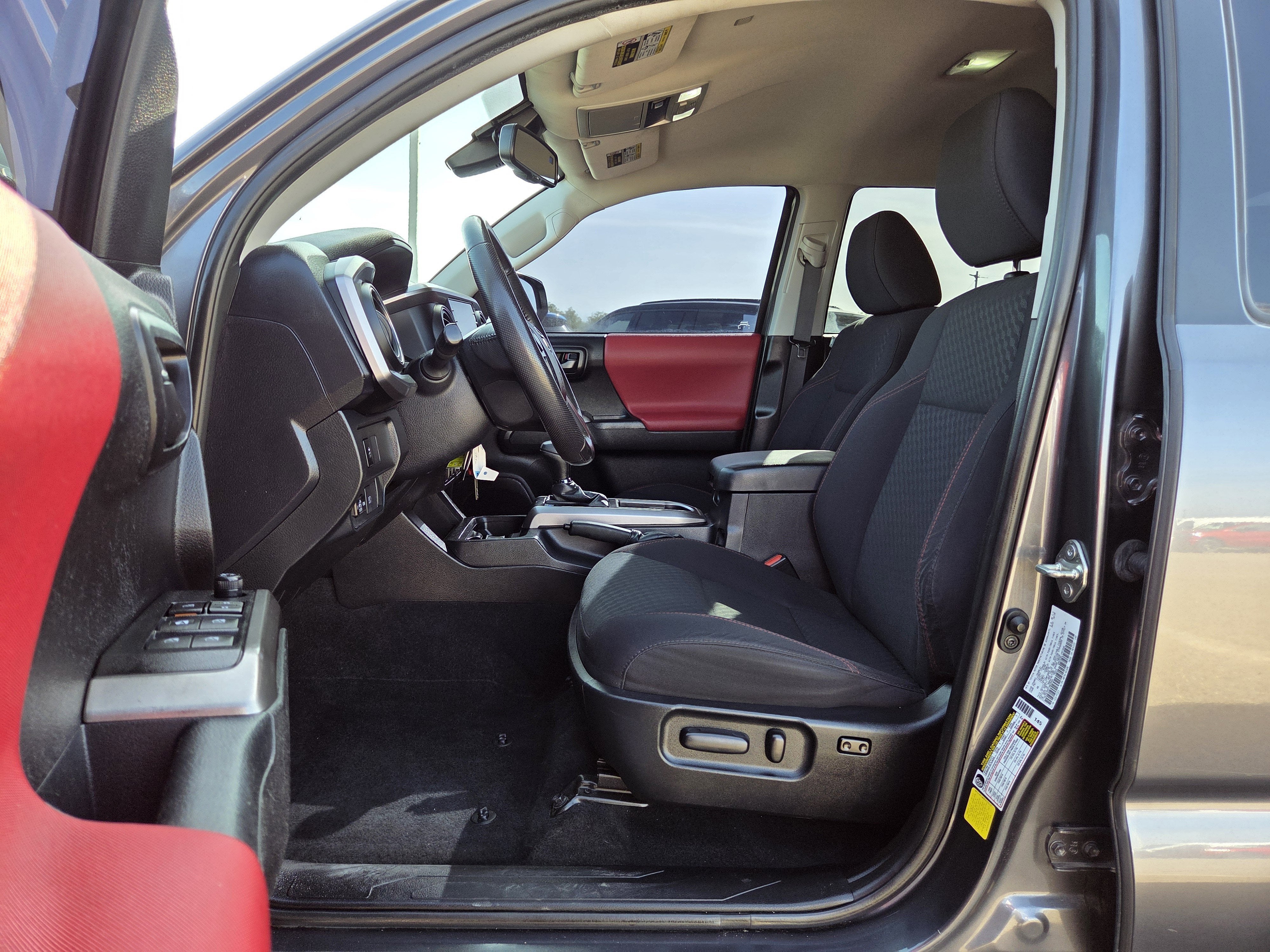 2021 Toyota Tacoma 2WD SR5