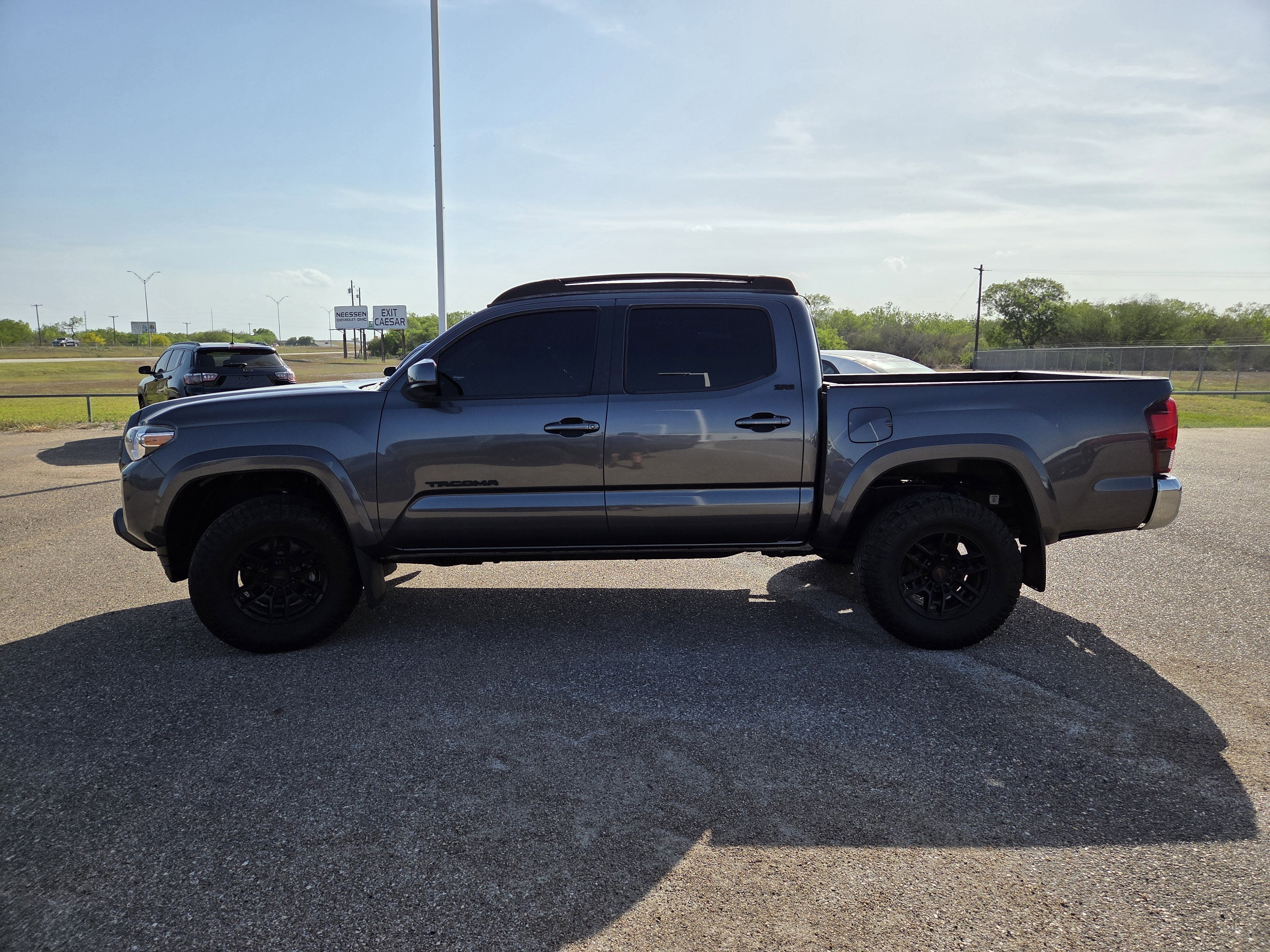 2021 Toyota Tacoma 2WD SR5