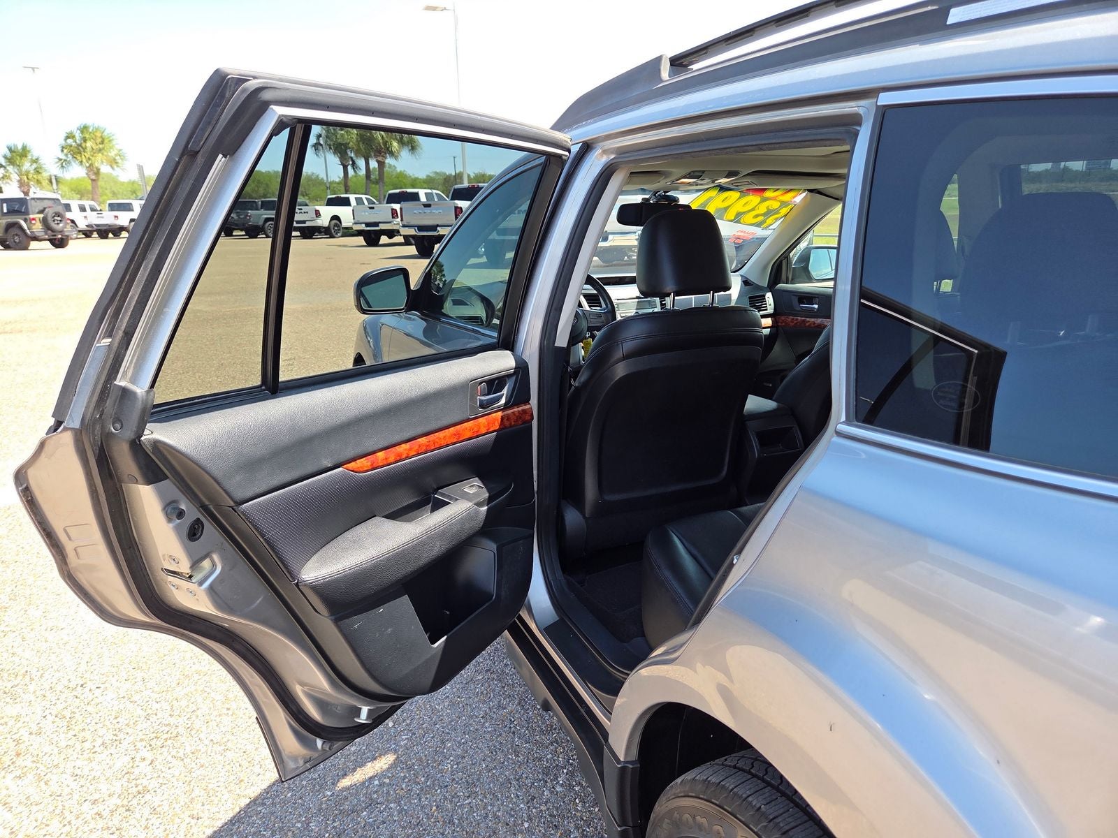 2010 Subaru Outback 2.5i Limited