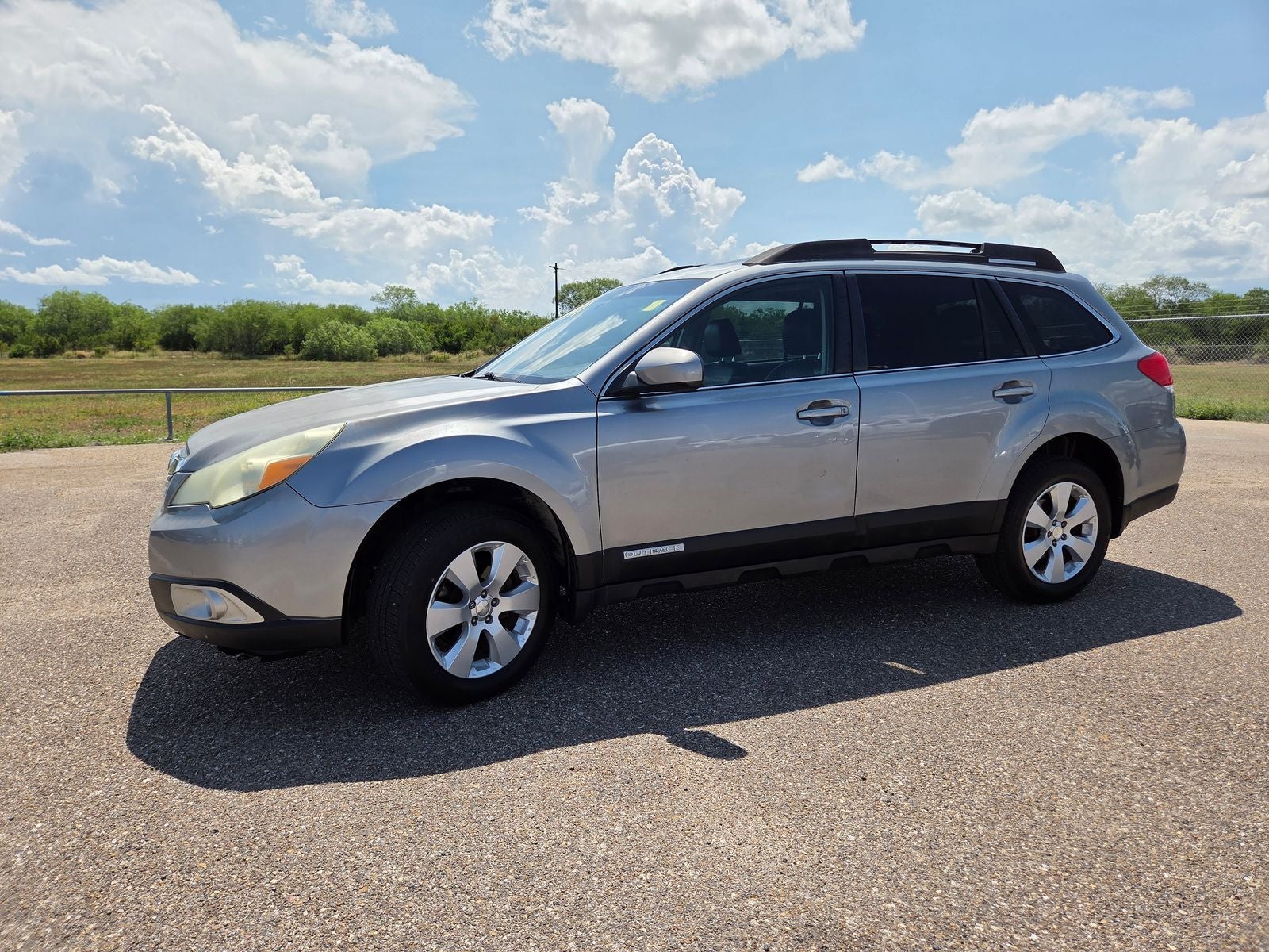 2010 Subaru Outback 2.5i Limited