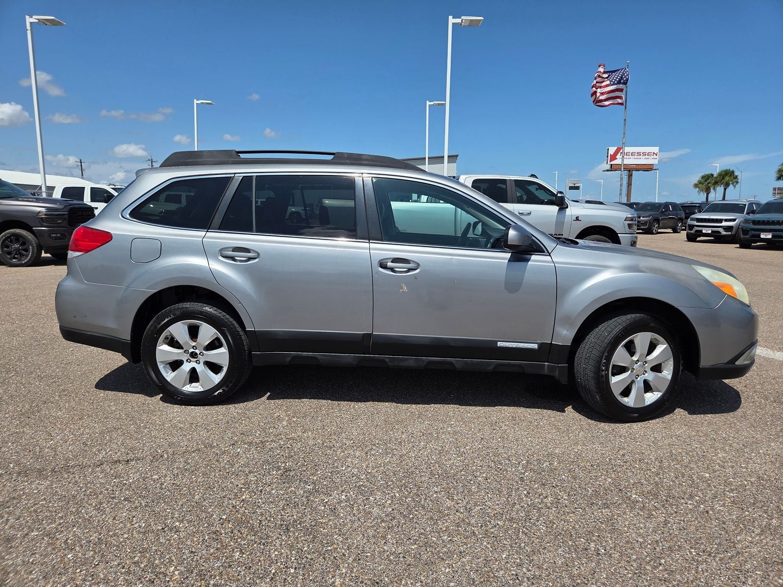 2010 Subaru Outback 2.5i Limited