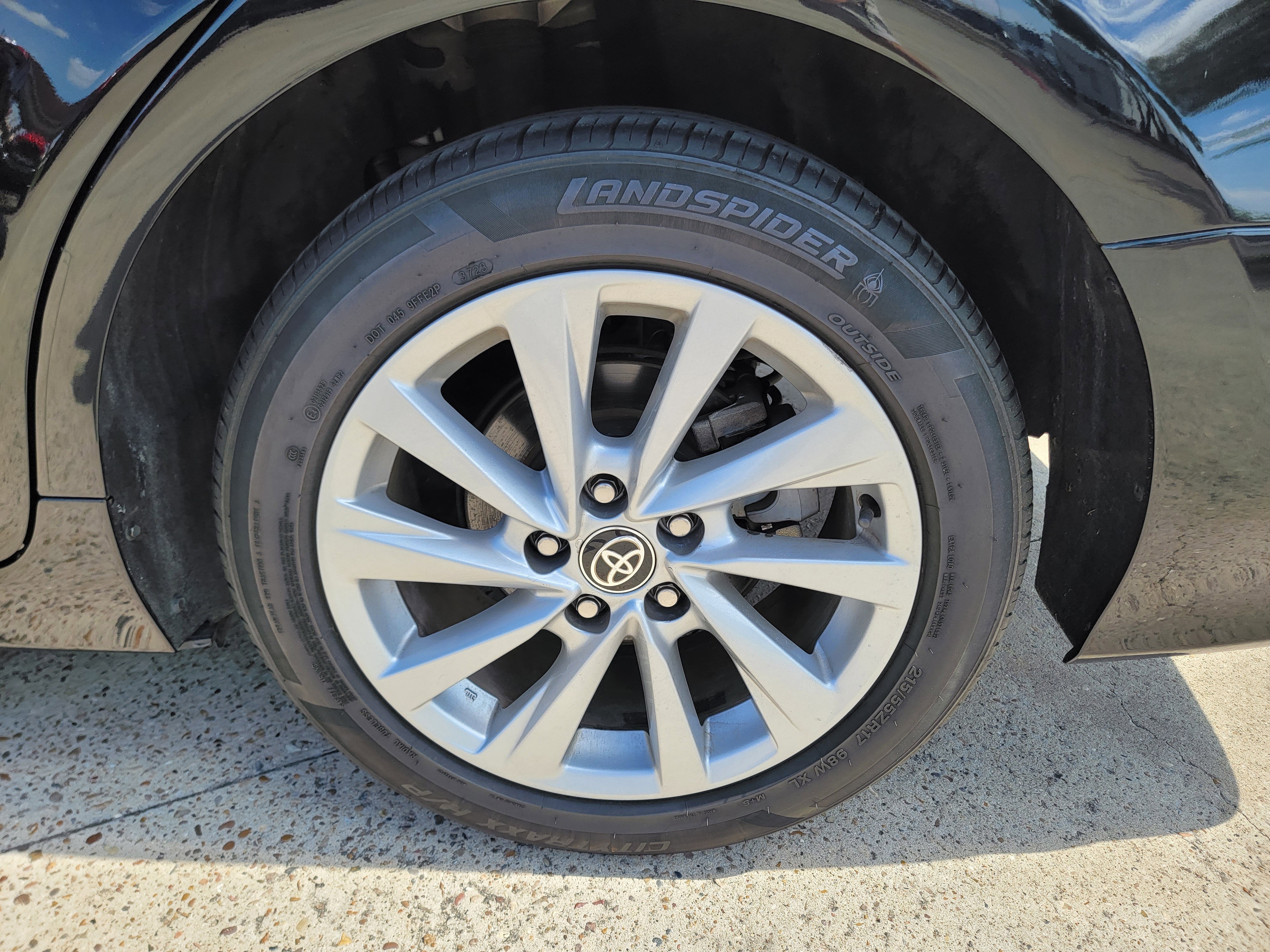 2023 Toyota Camry LE