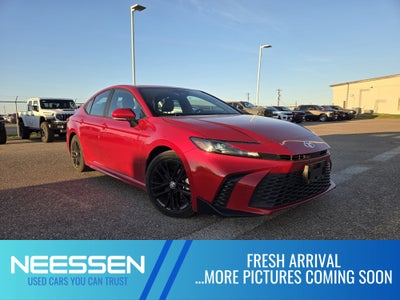 2025 Toyota Camry SE