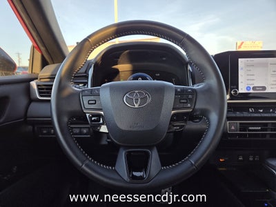 2025 Toyota Camry SE