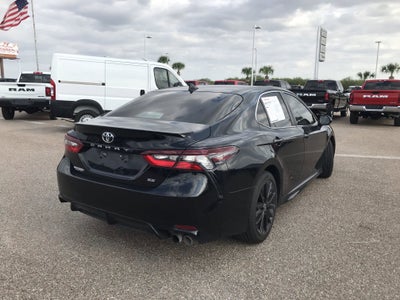 2022 Toyota Camry SE